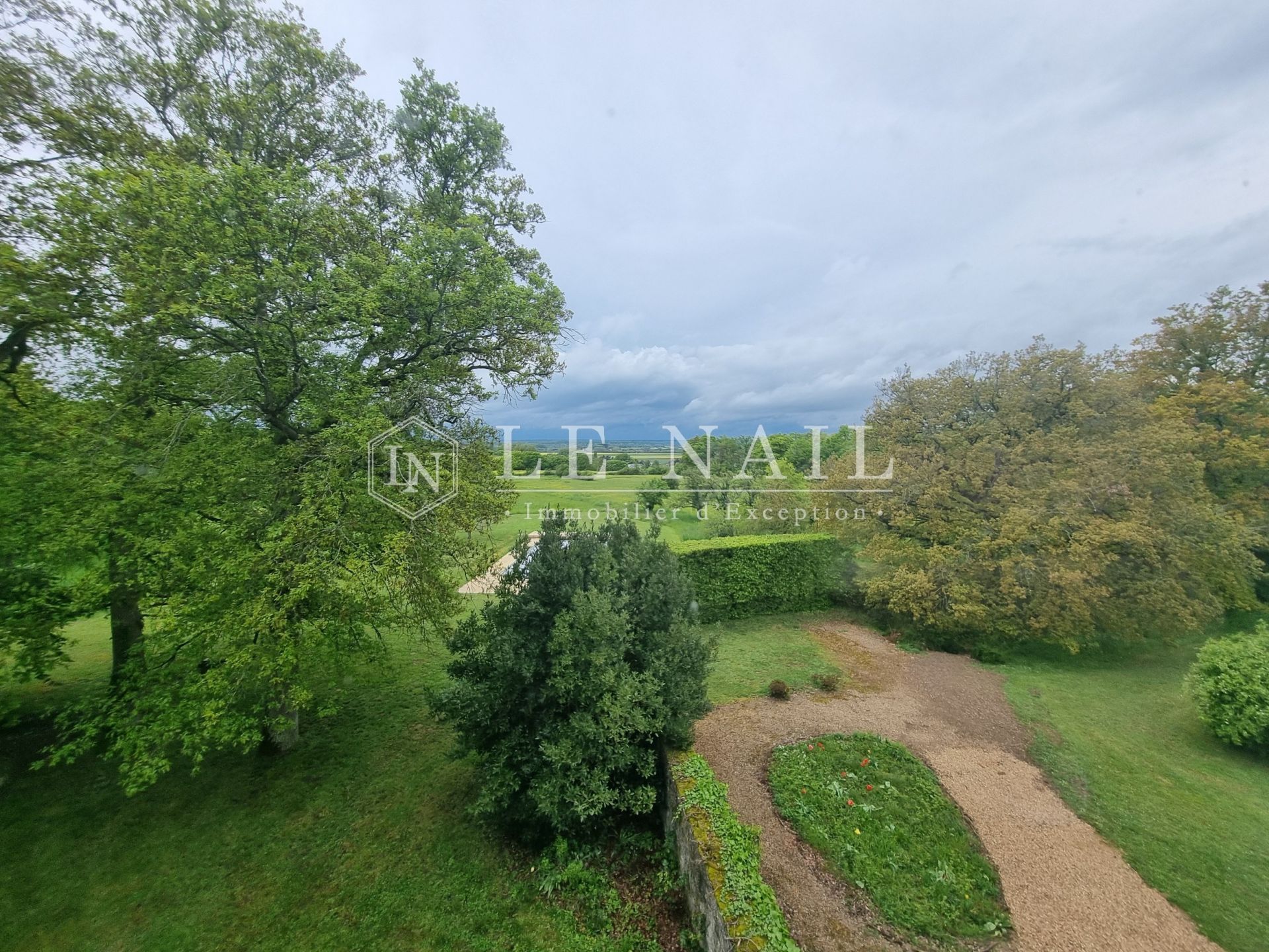 maison de maître 14 pièces en vente à VENDOME (41100)
