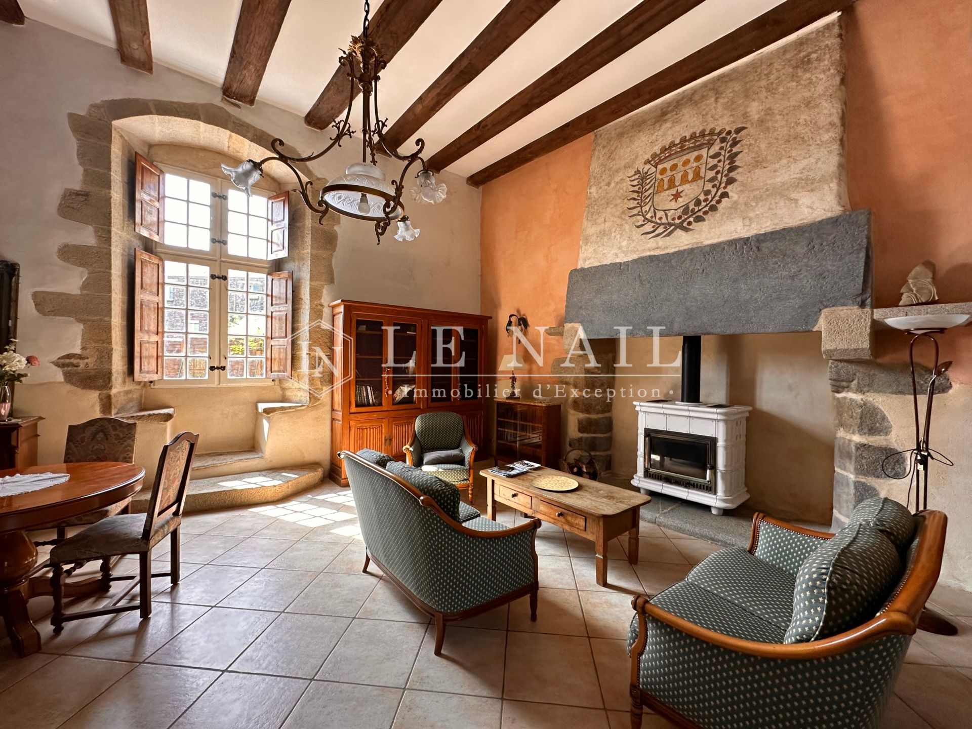 manoir 9 pièces en vente à ST JACUT LES PINS (56220)
