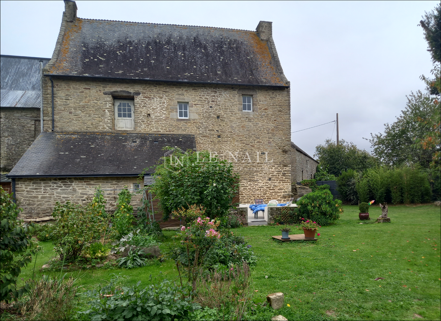 manor house 9 rooms for sale on ST JACUT LES PINS (56220)