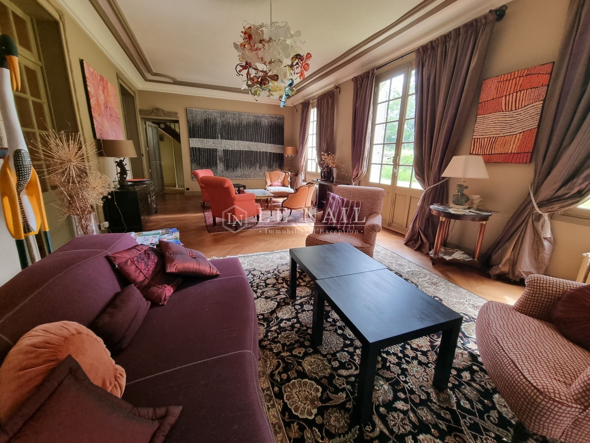 manoir 18 pièces en vente à AZAY LE RIDEAU (37190)
