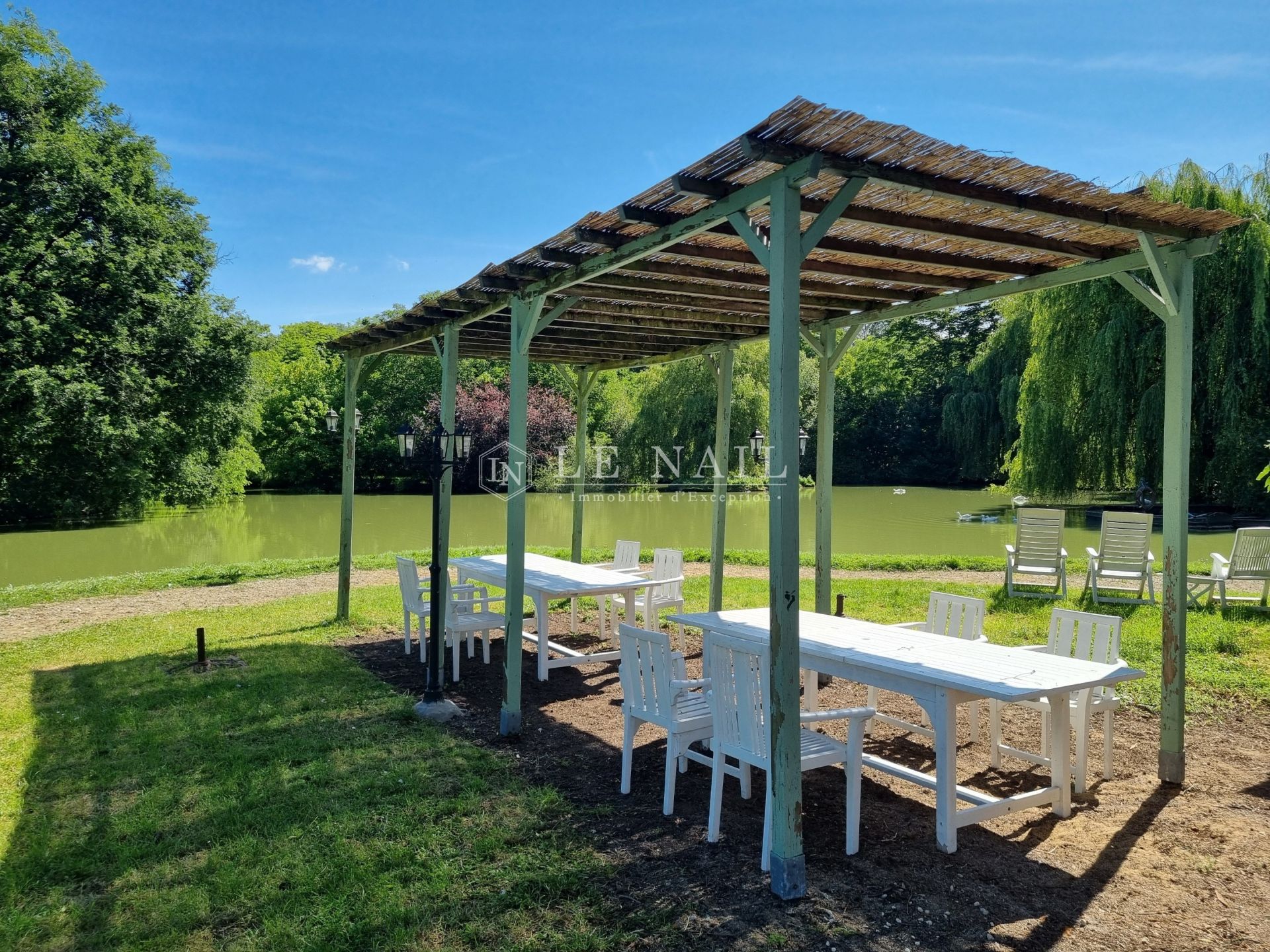château 15 pièces en vente à CHATELLERAULT (86100)