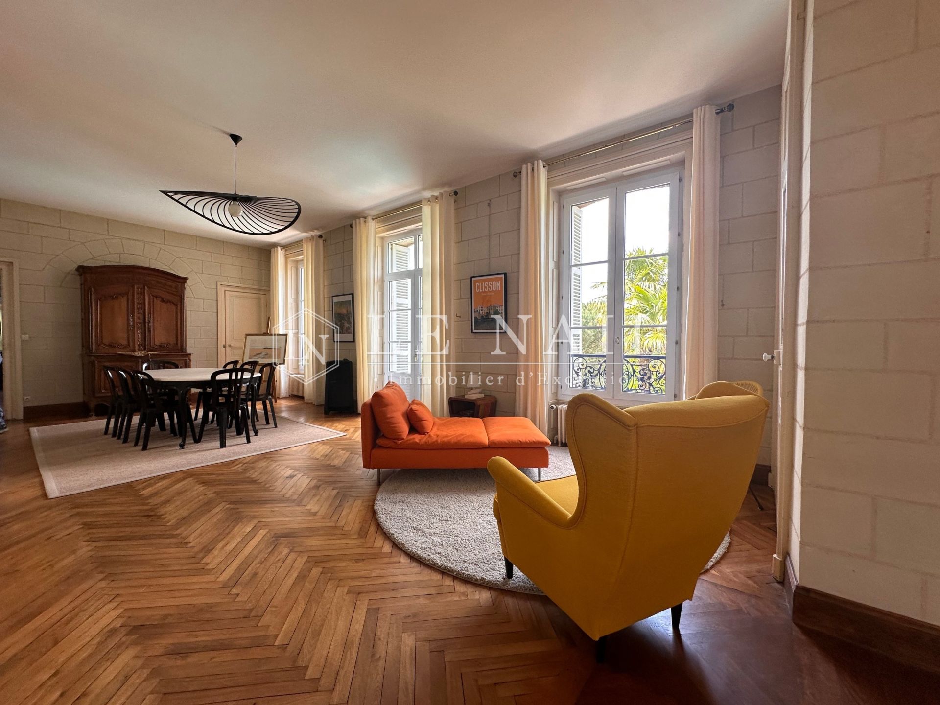 castle 13 rooms for sale on LES HERBIERS (85500)