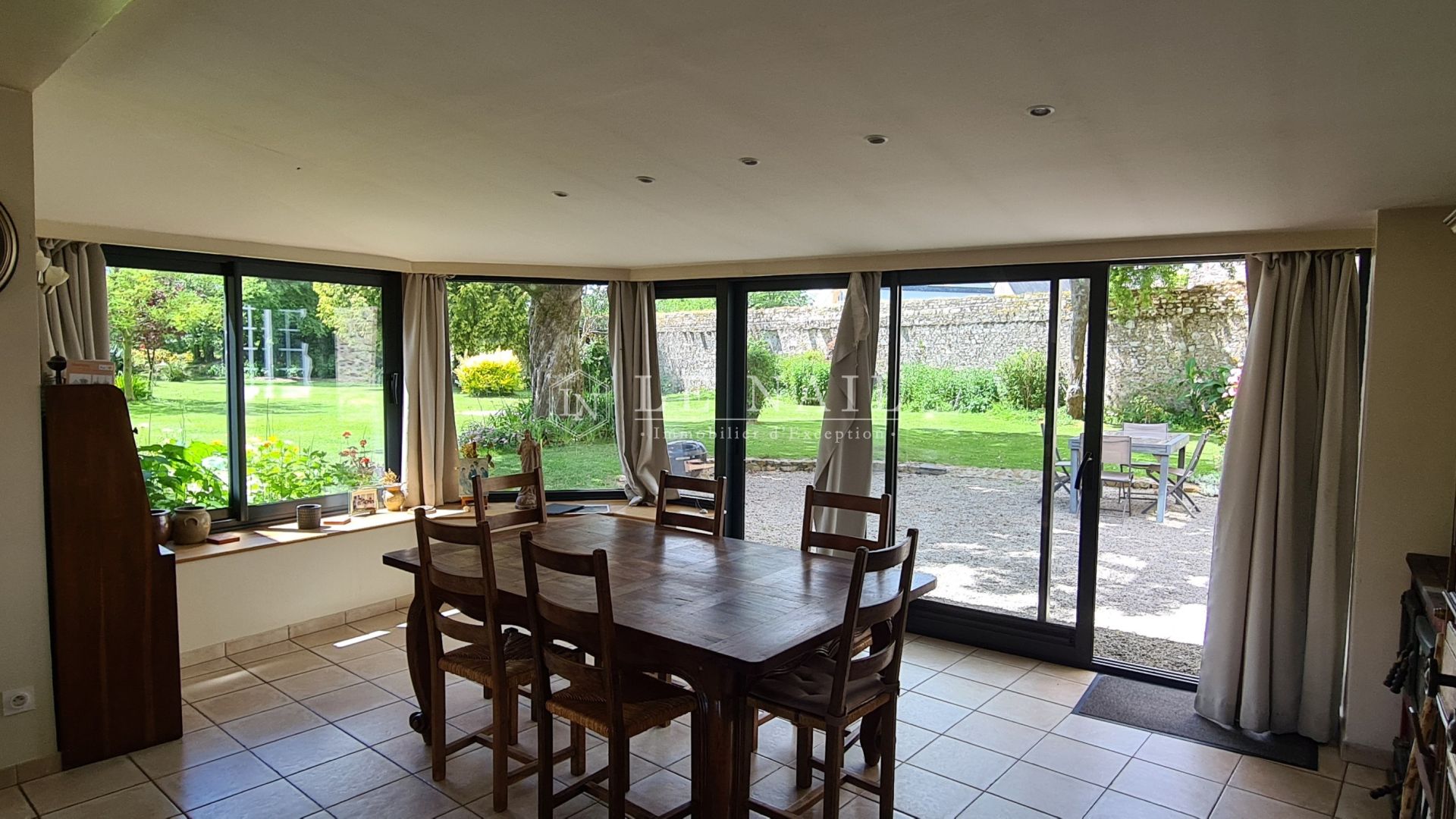 mansion 11 rooms for sale on COUTANCES (50200)