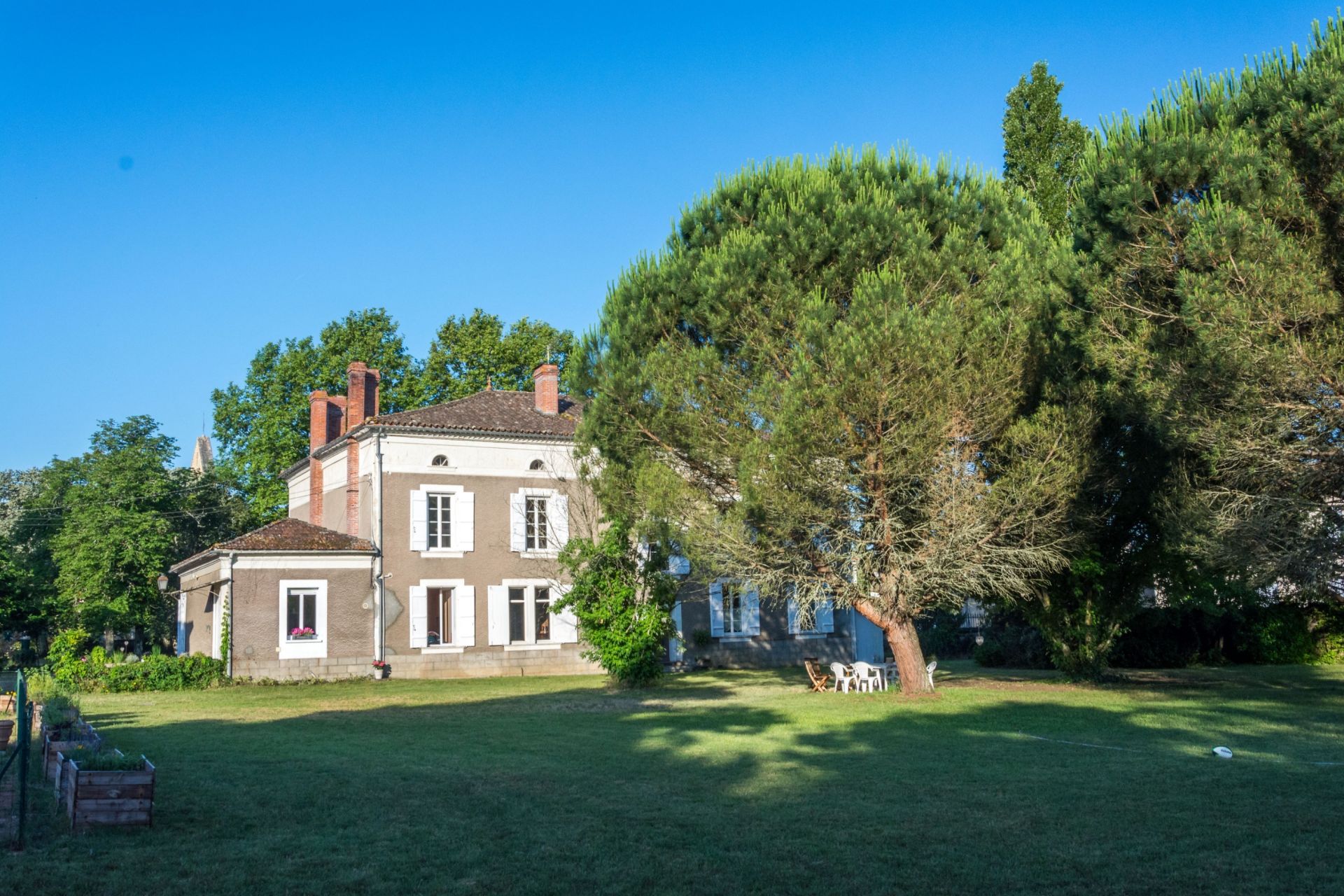 mansion 16 rooms for sale on BAZAS (33430)