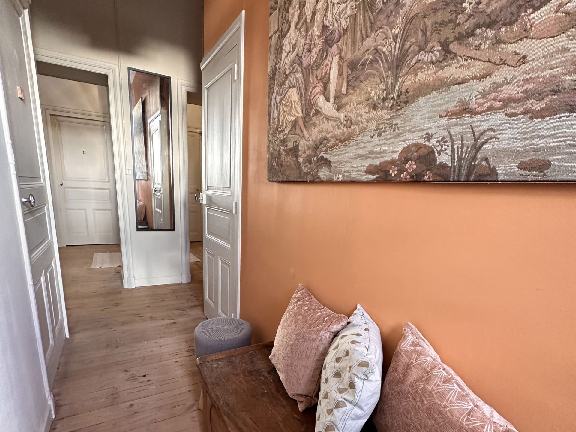 property 11 rooms for sale on CHANTONNAY (85110)