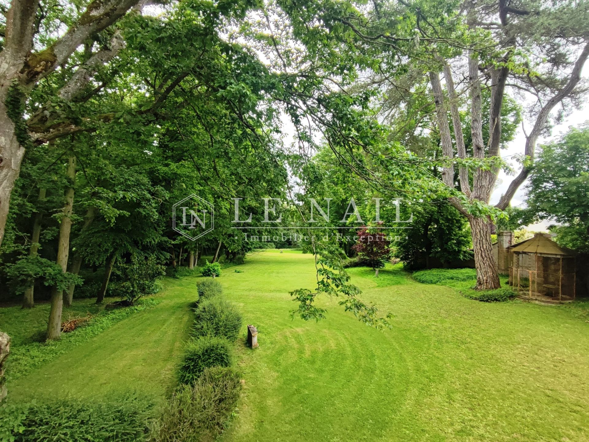 property 11 rooms for sale on CHARTRES (28000)