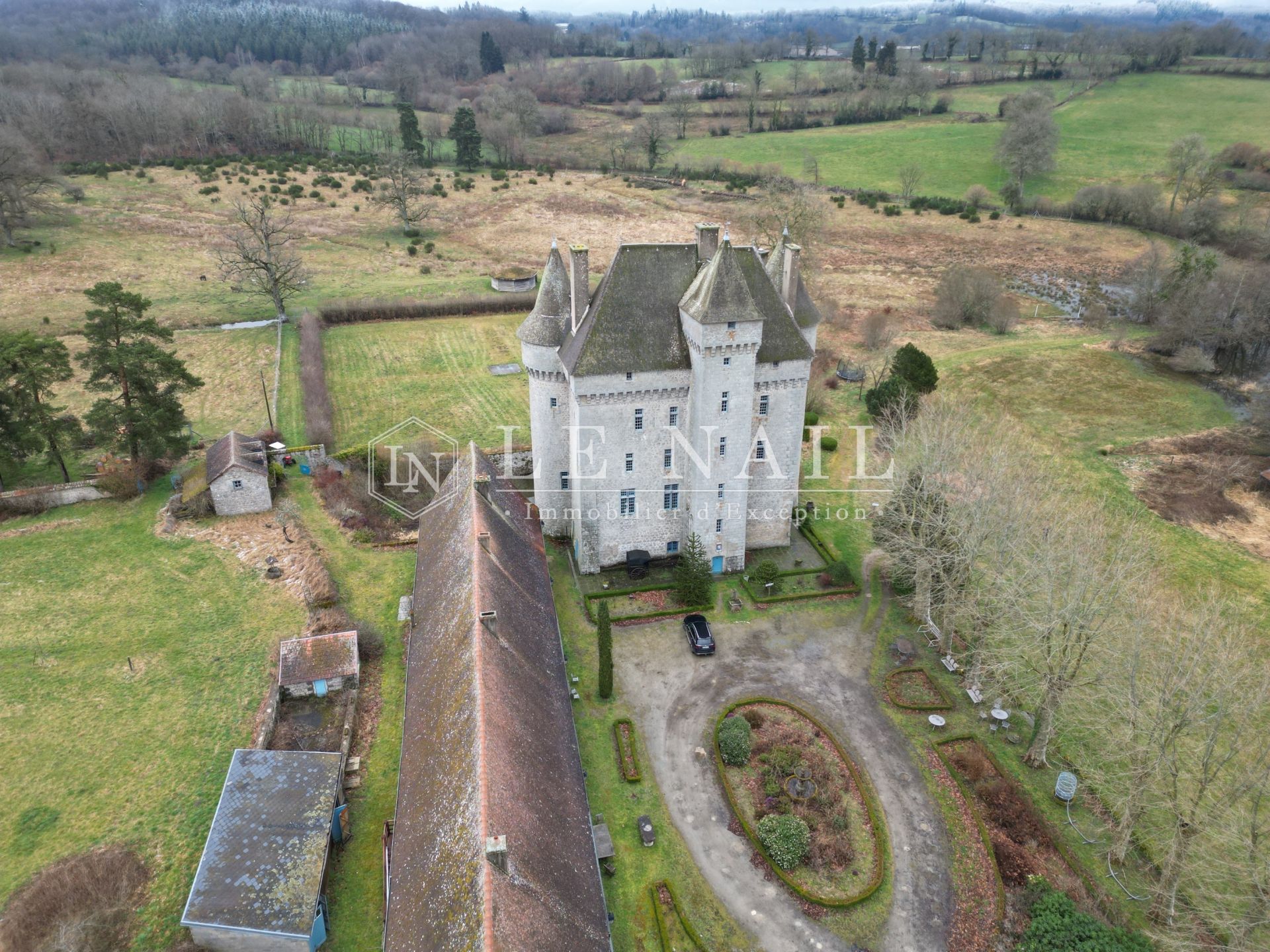 castle 24 rooms for sale on AUBUSSON (23200)
