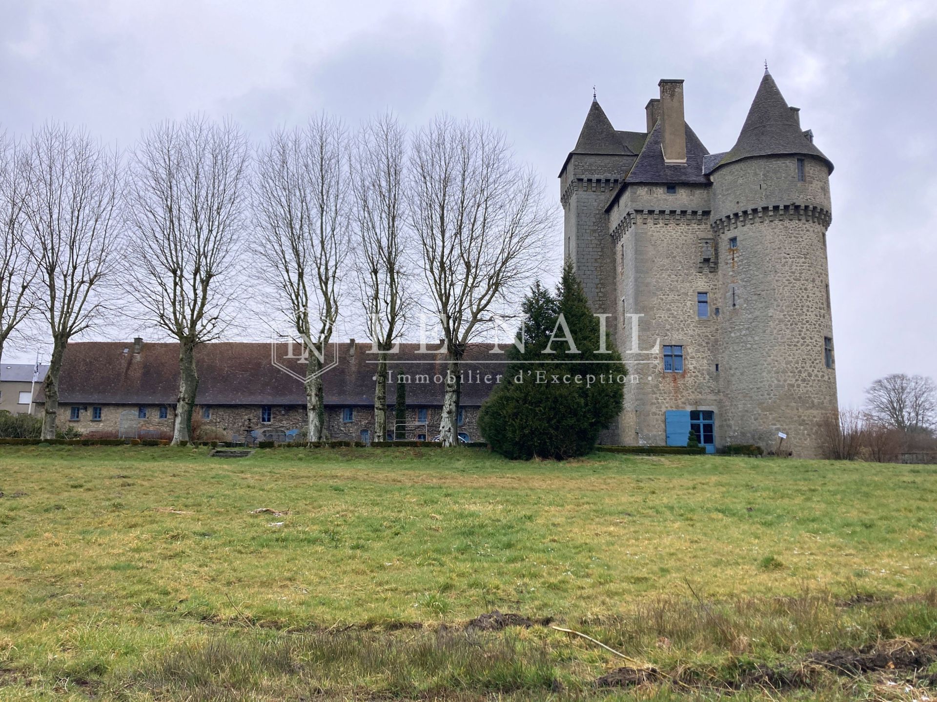 castle 24 rooms for sale on AUBUSSON (23200)