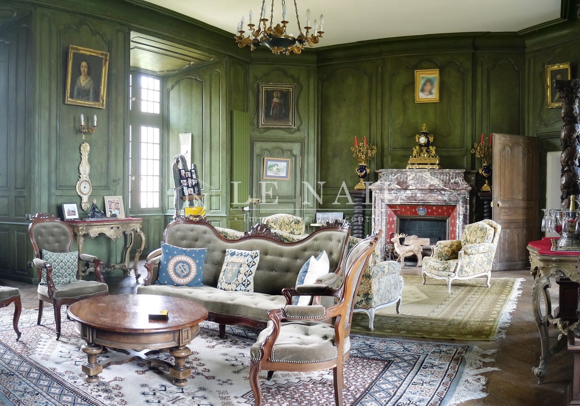 castle 24 rooms for sale on AUBUSSON (23200)
