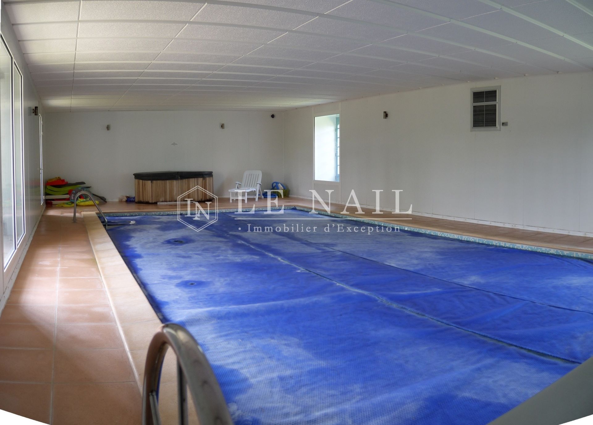 castle 24 rooms for sale on AUBUSSON (23200)