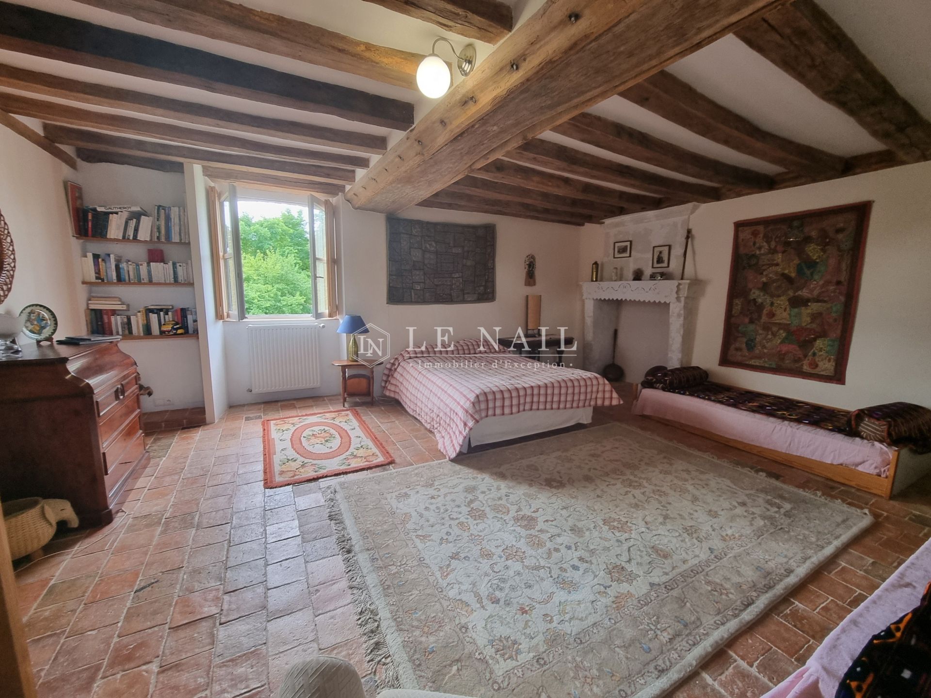property 12 rooms for sale on LA FLECHE (72200)