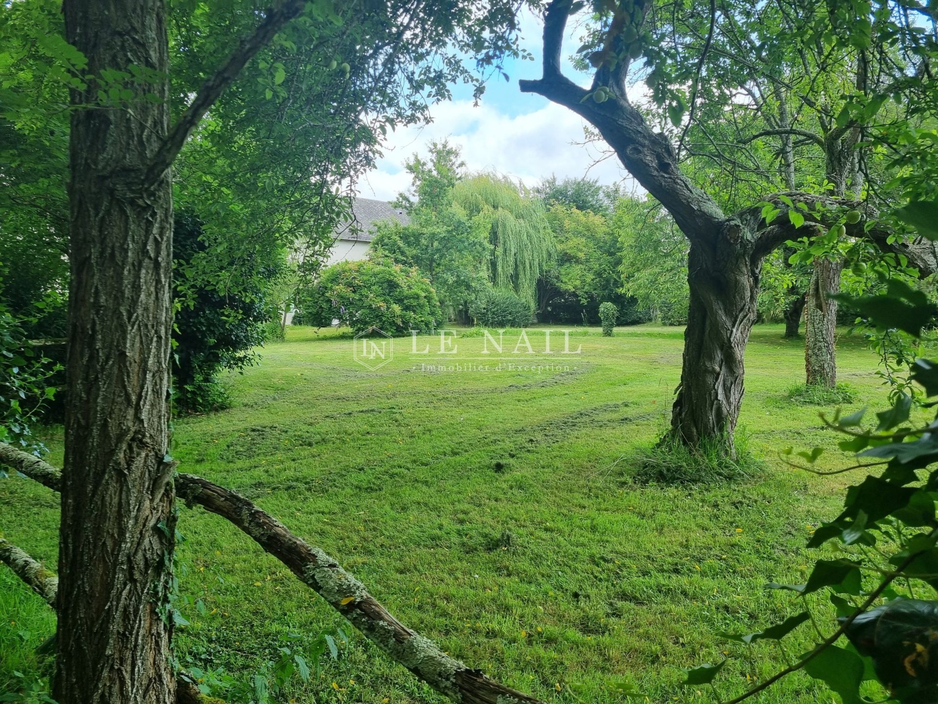 For sale Farm complex La Flèche (72200)