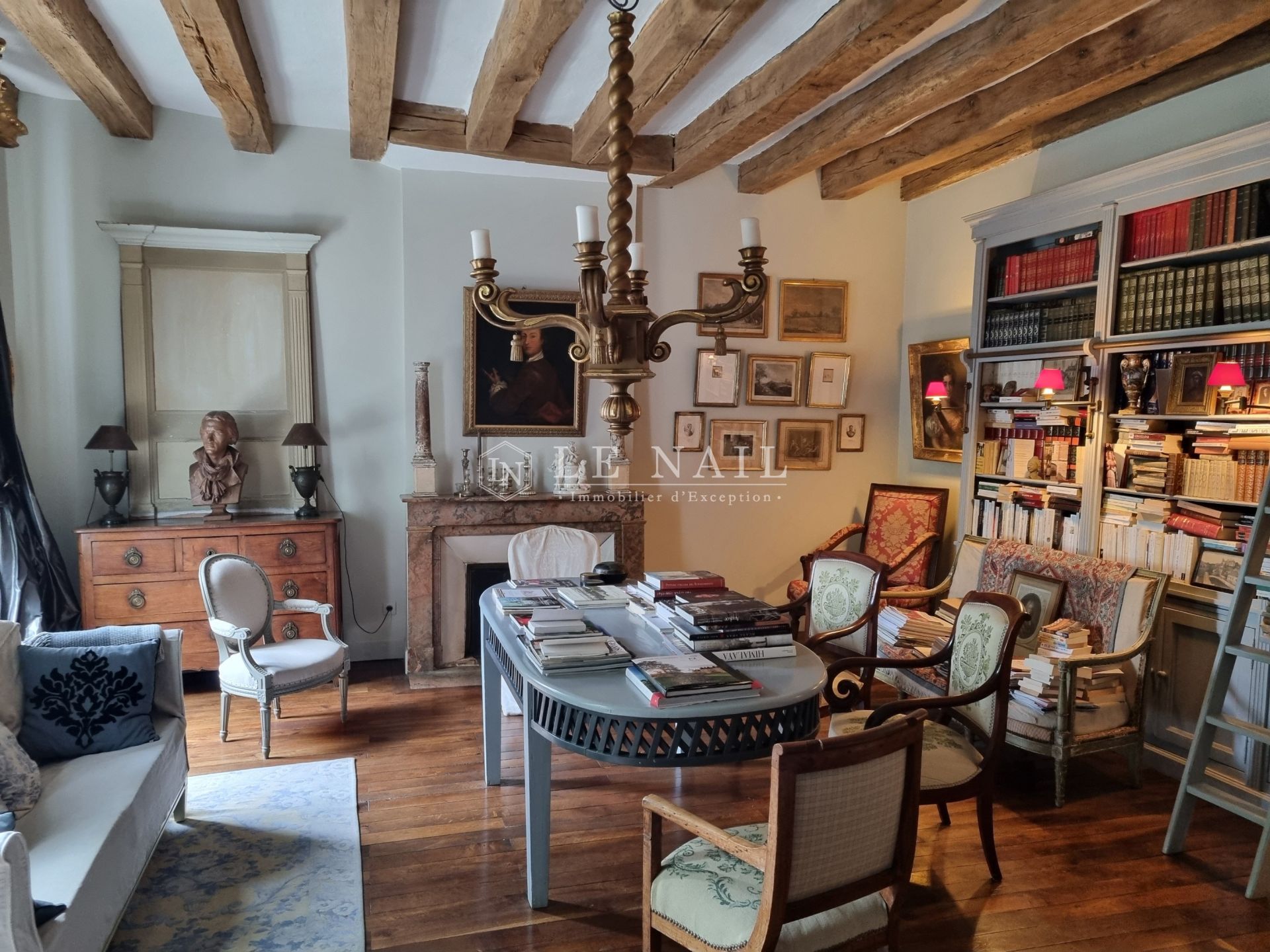 mansion (hôtel particulier) 11 rooms for sale on LOCHES (37600)
