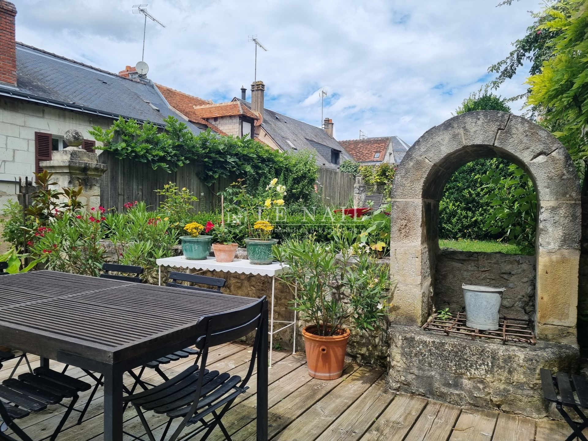 hôtel particulier 11 pièces en vente à LOCHES (37600)