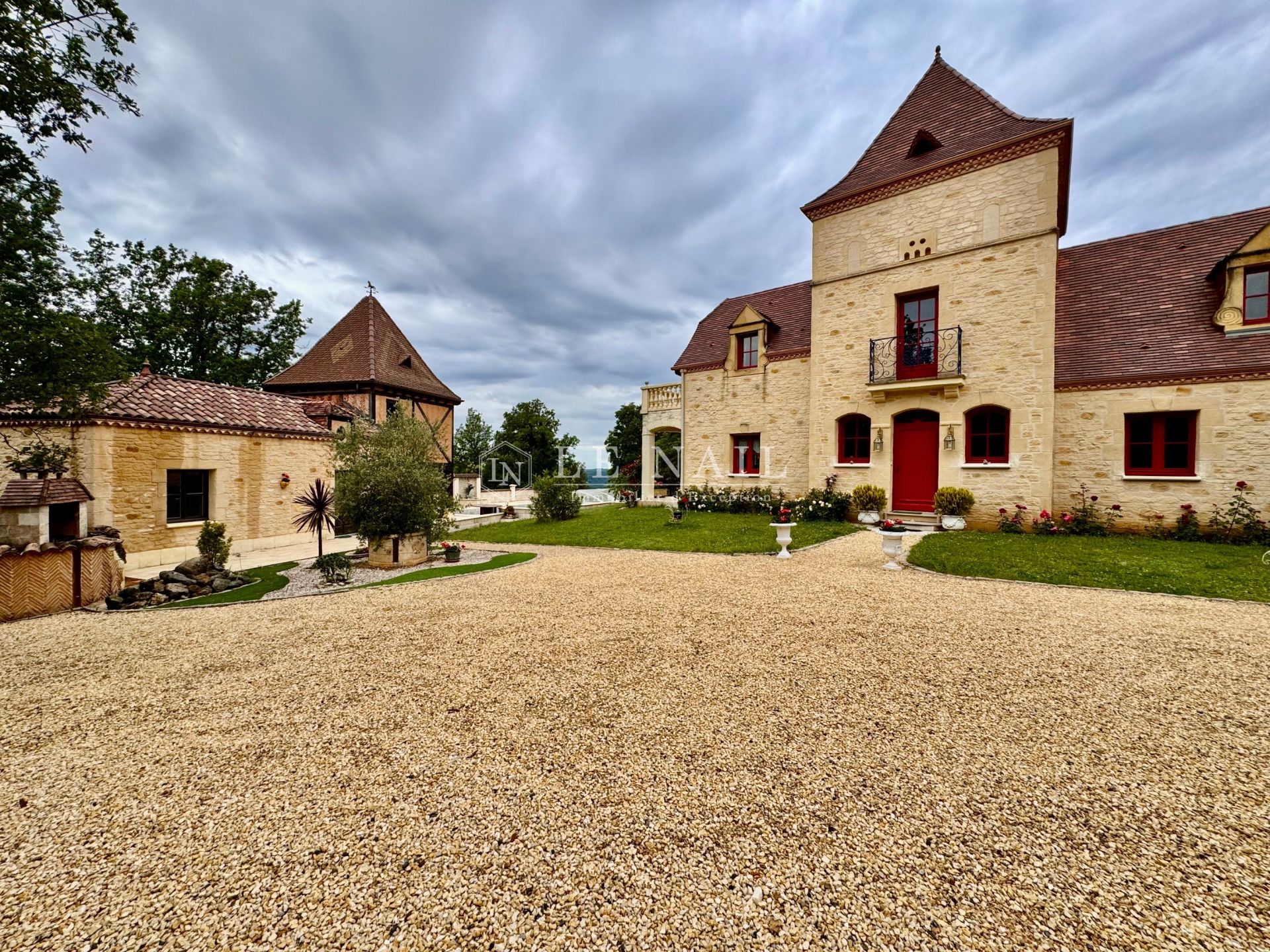 house 10 rooms for sale on CASTELNAUD LA CHAPELLE (24250)