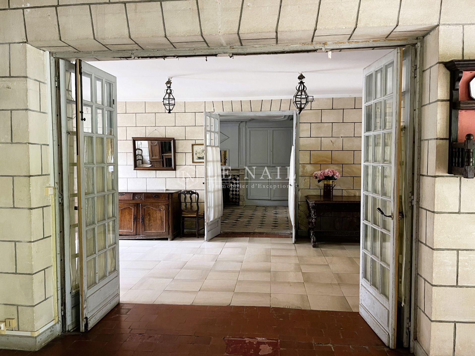 property 30 rooms for sale on BREUILLET (91650)