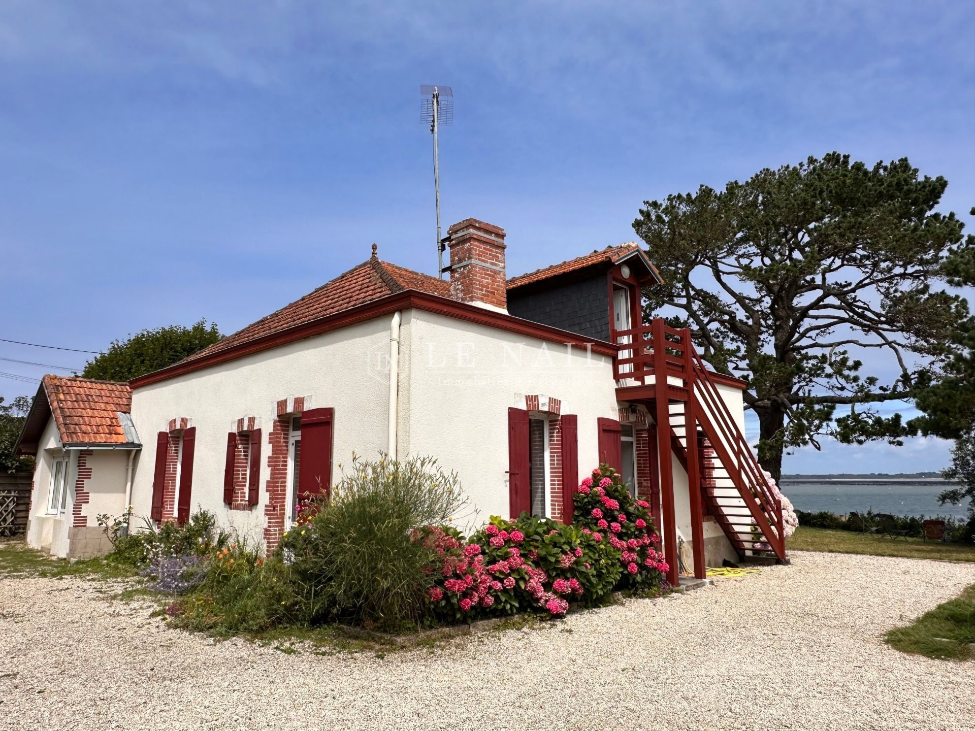 villa 7 pièces en vente à MESQUER (44420)