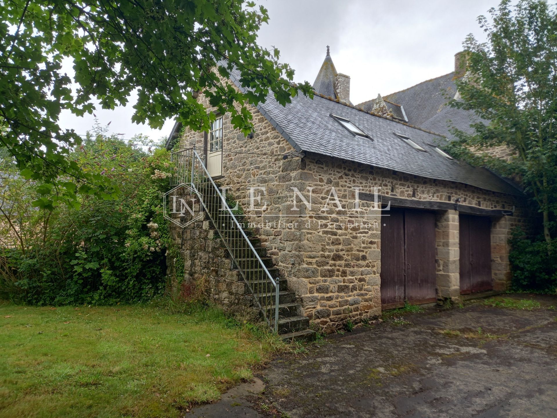 manor house 21 rooms for sale on GUINGAMP (22200)