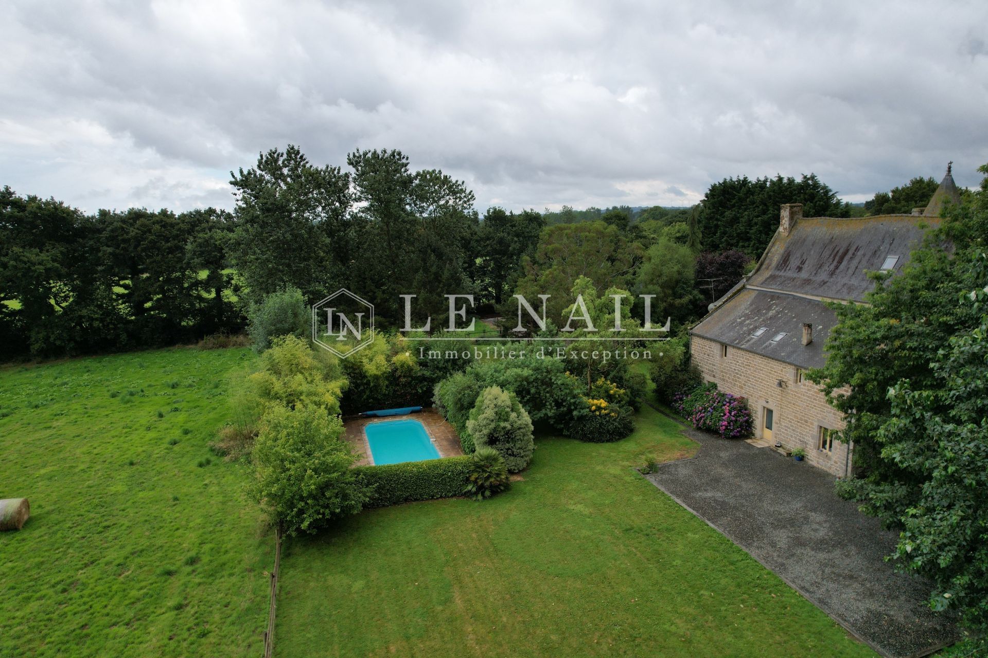 manor house 21 rooms for sale on GUINGAMP (22200)