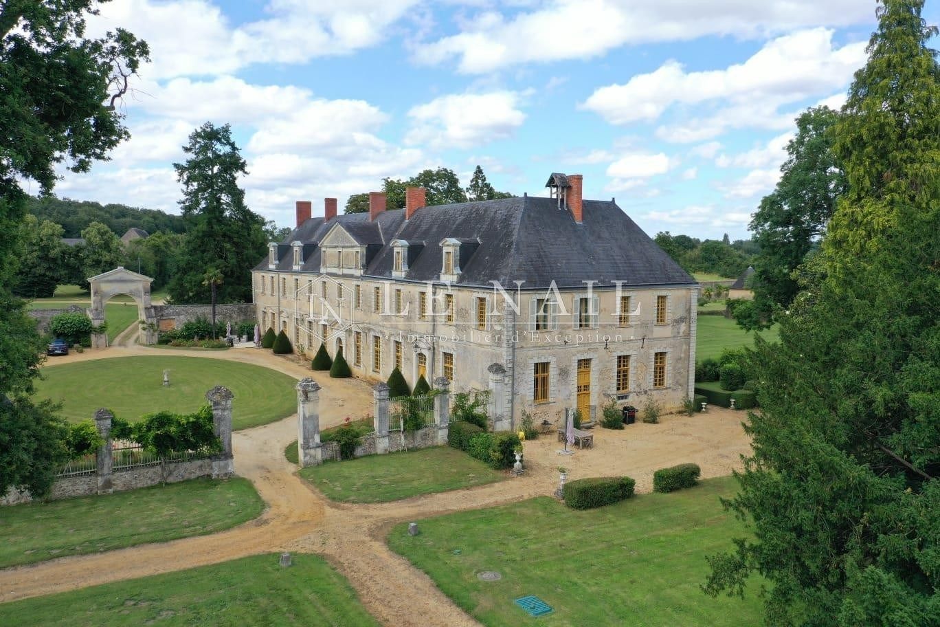 castle 21 rooms for sale on SABLE SUR SARTHE (72300)