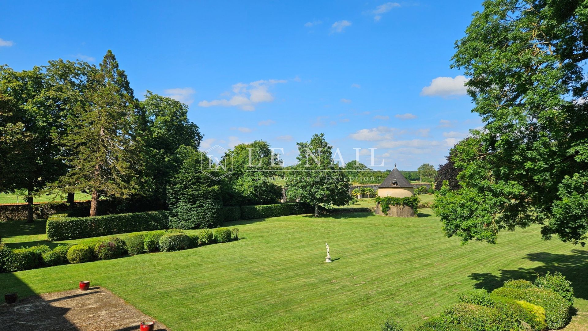 castle 21 rooms for sale on SABLE SUR SARTHE (72300)