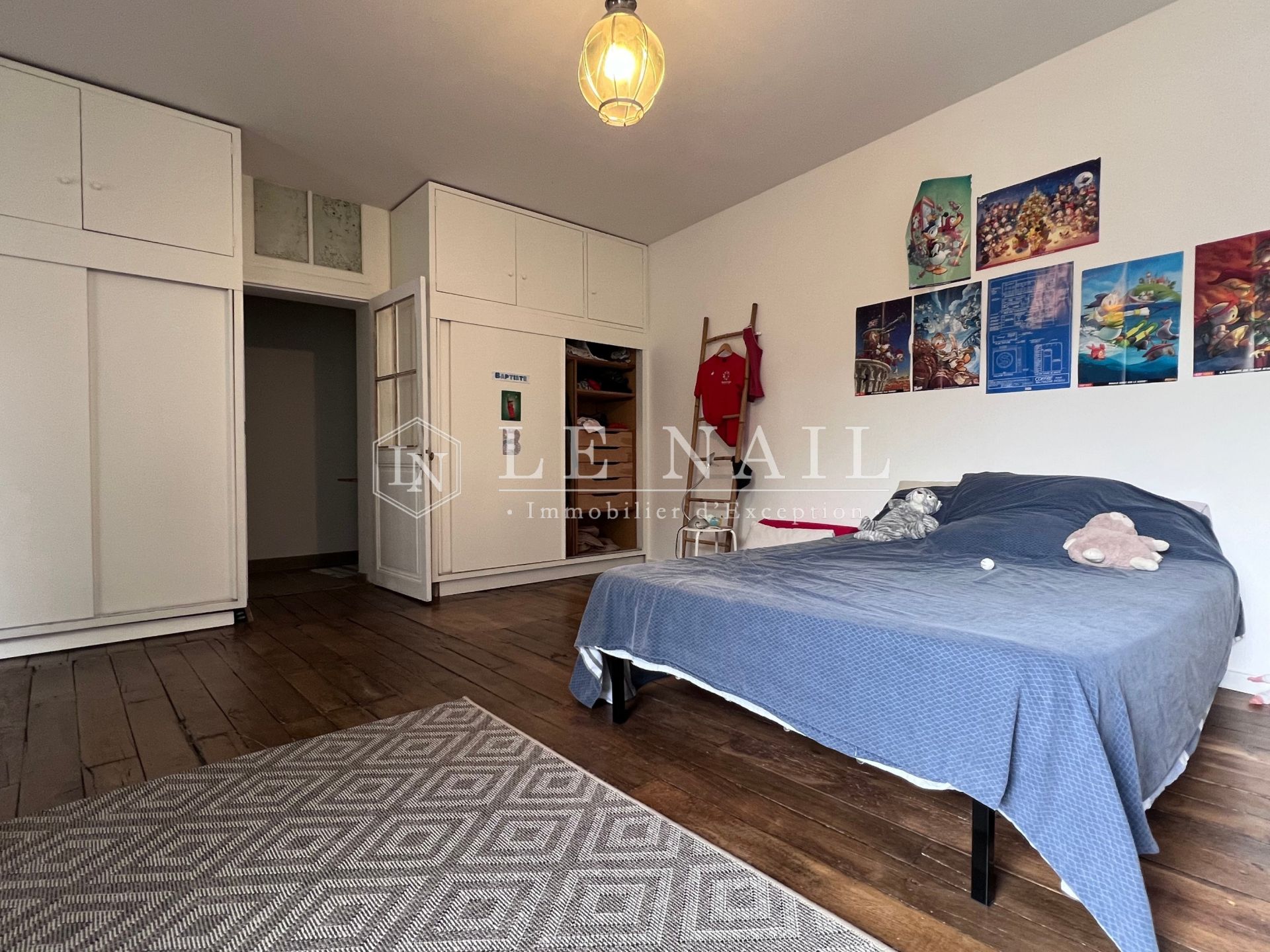 townhouse 12 rooms for sale on POITIERS (86000)