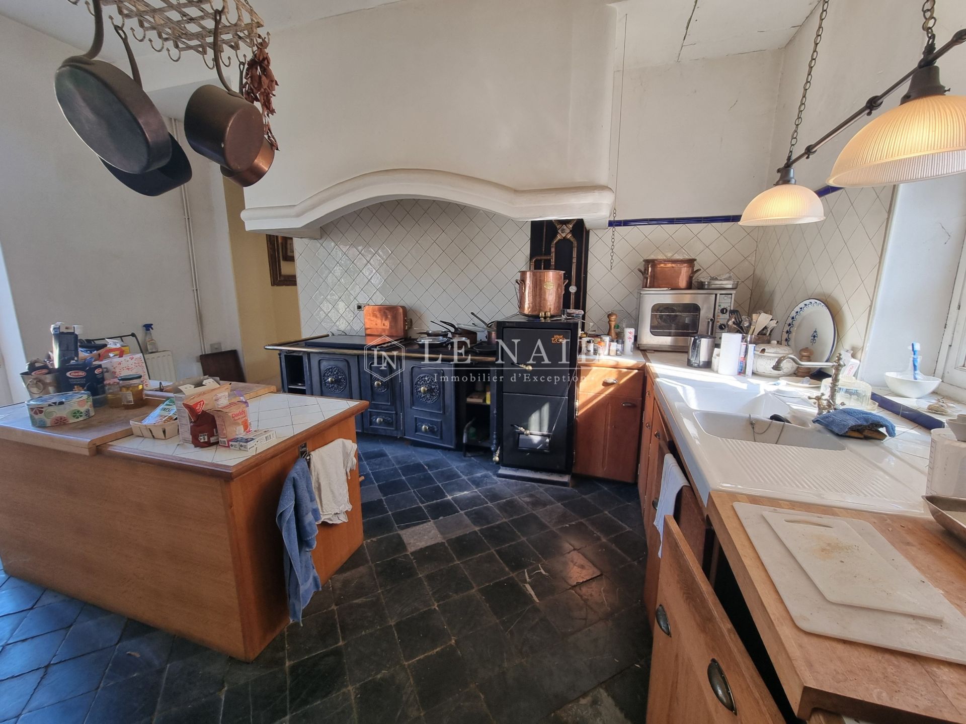 château 35 pièces en vente à TOURS (37000)