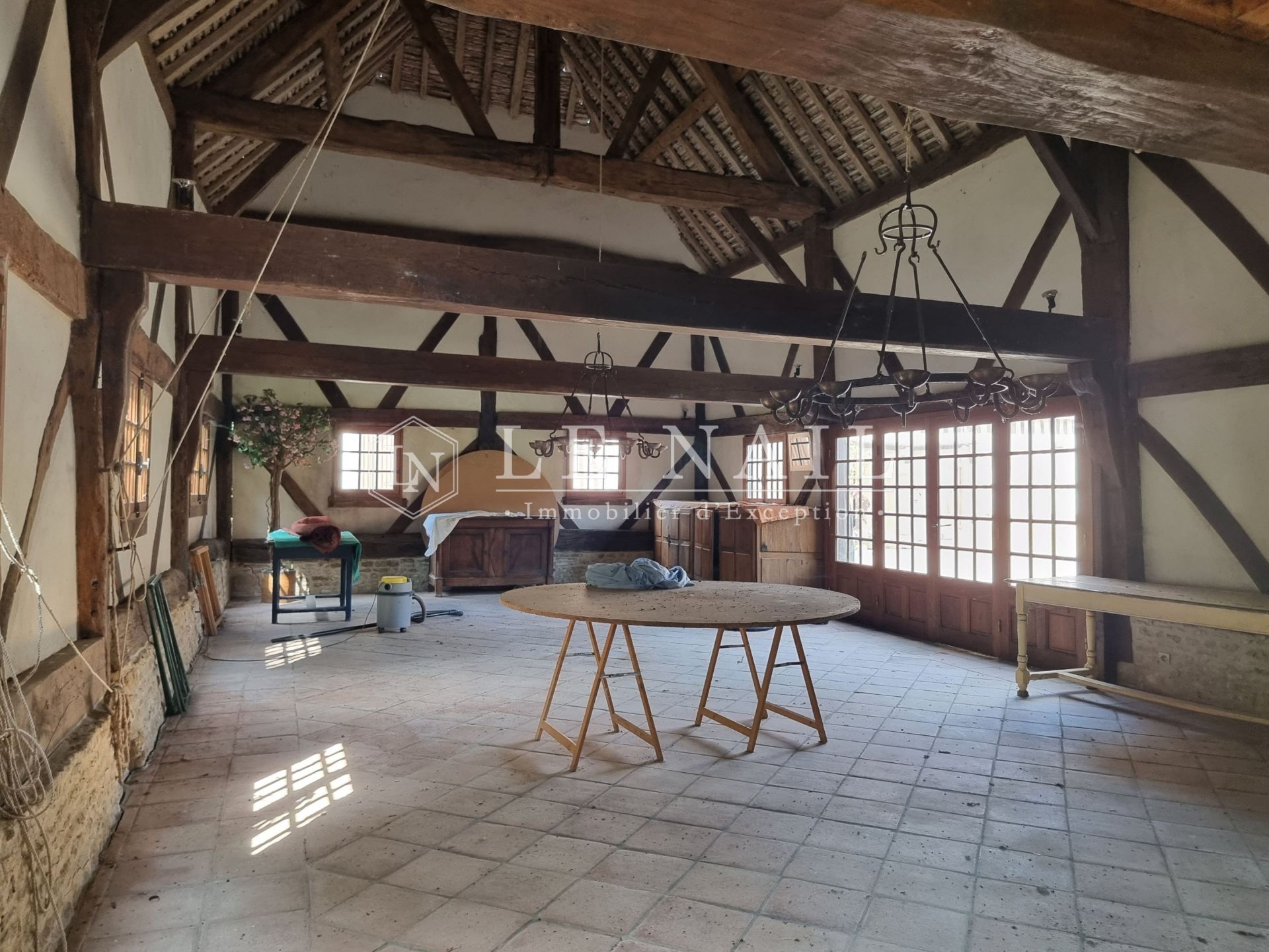 manoir 8 pièces en vente à ST PIERRE SUR DIVES (14170)