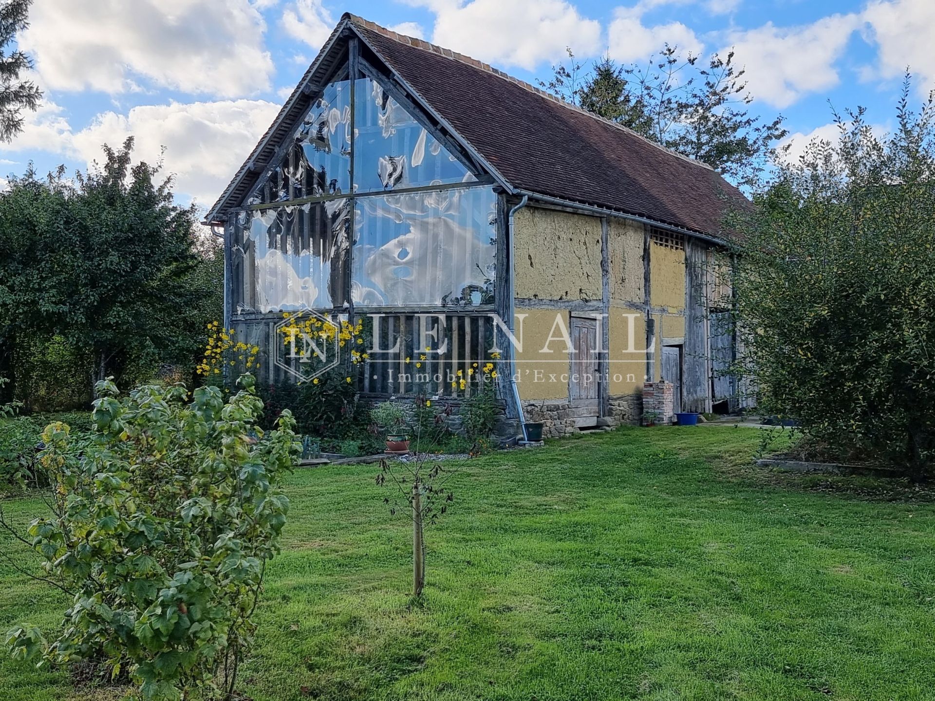 manoir 10 pièces en vente à BRIOUZE (61220)