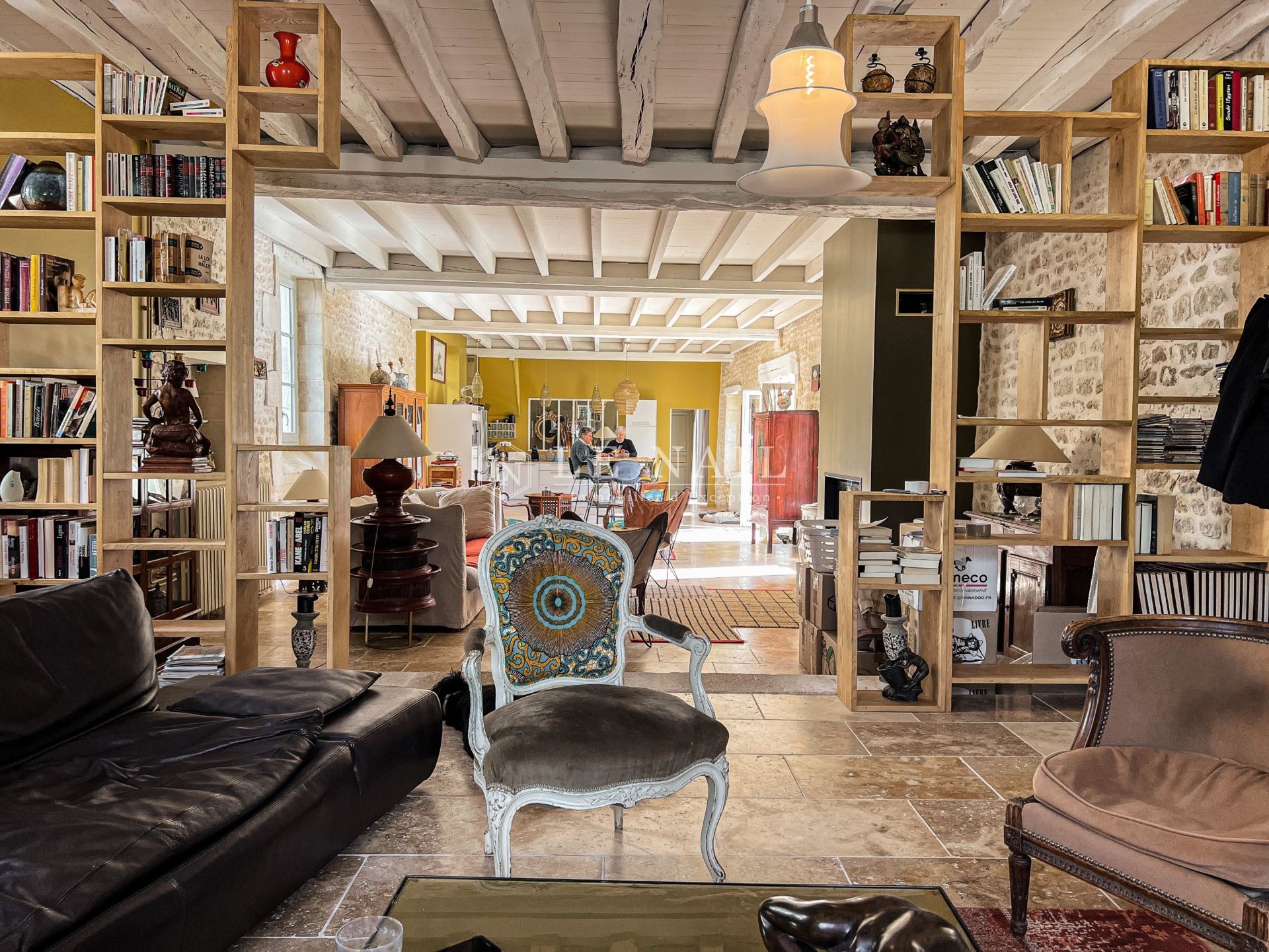 townhouse 10 rooms for sale on ST JEAN D ANGELY (17400)