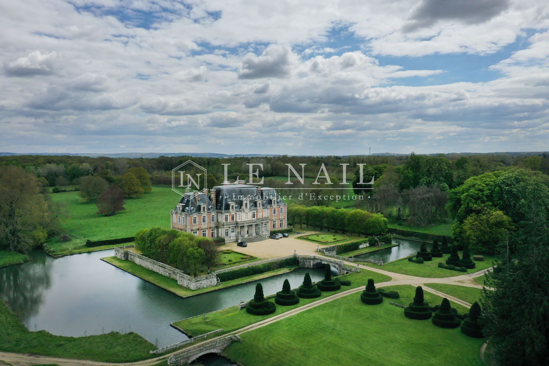 château 35 pièces en vente à ALENCON (61000)