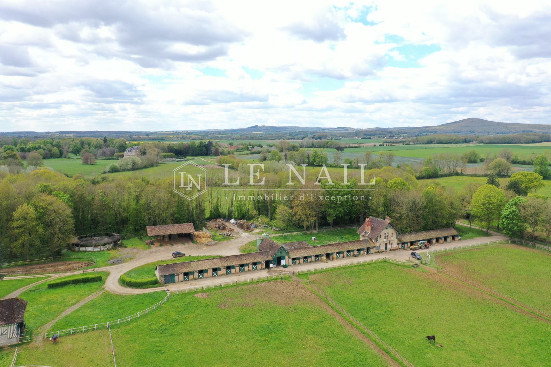 château 35 pièces en vente à ALENCON (61000)