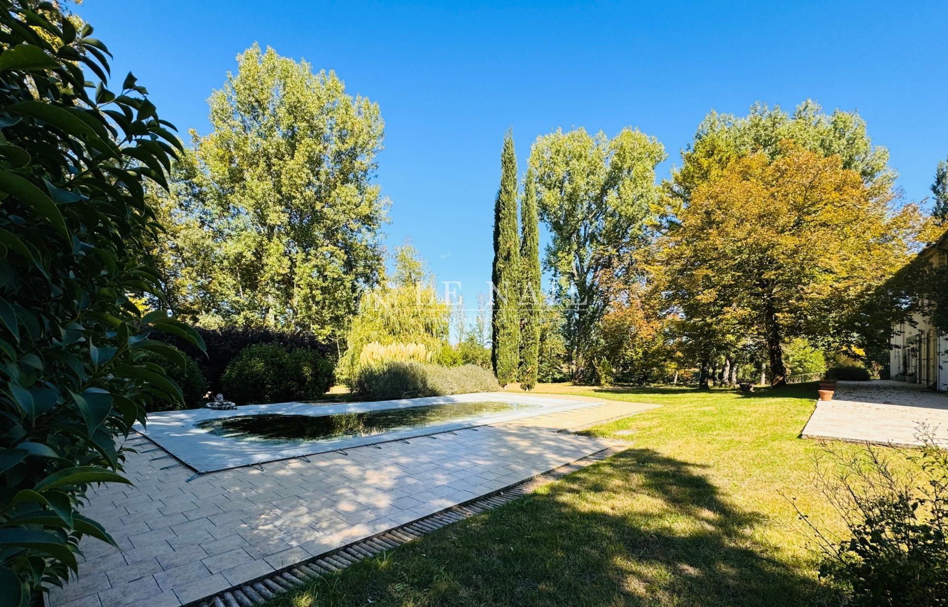 manoir 7 pièces en vente à BERGERAC (24100)