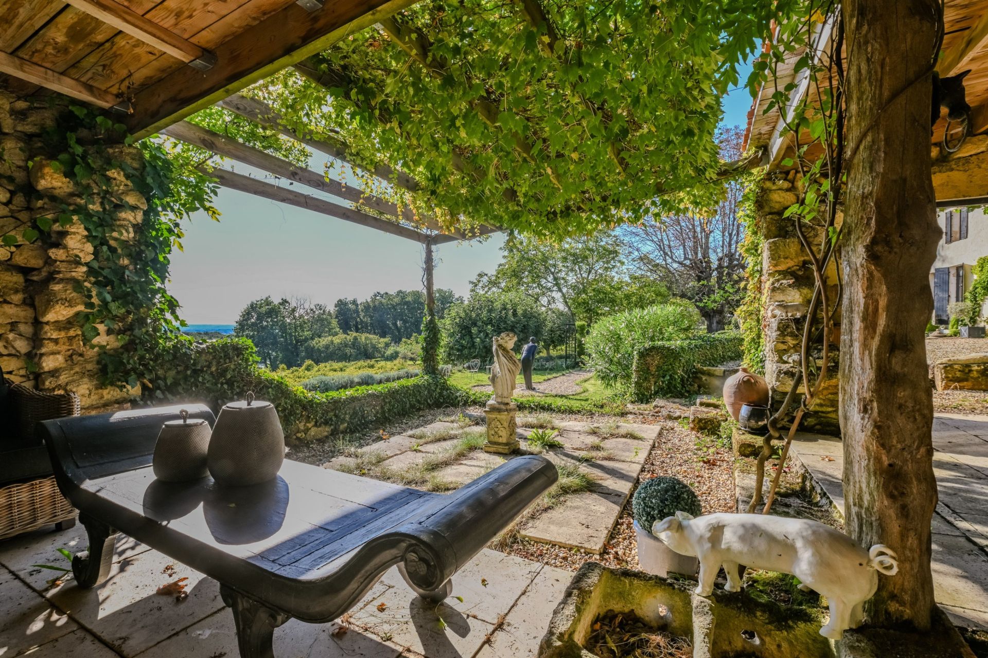 property 14 rooms for sale on ST EMILION (33330)