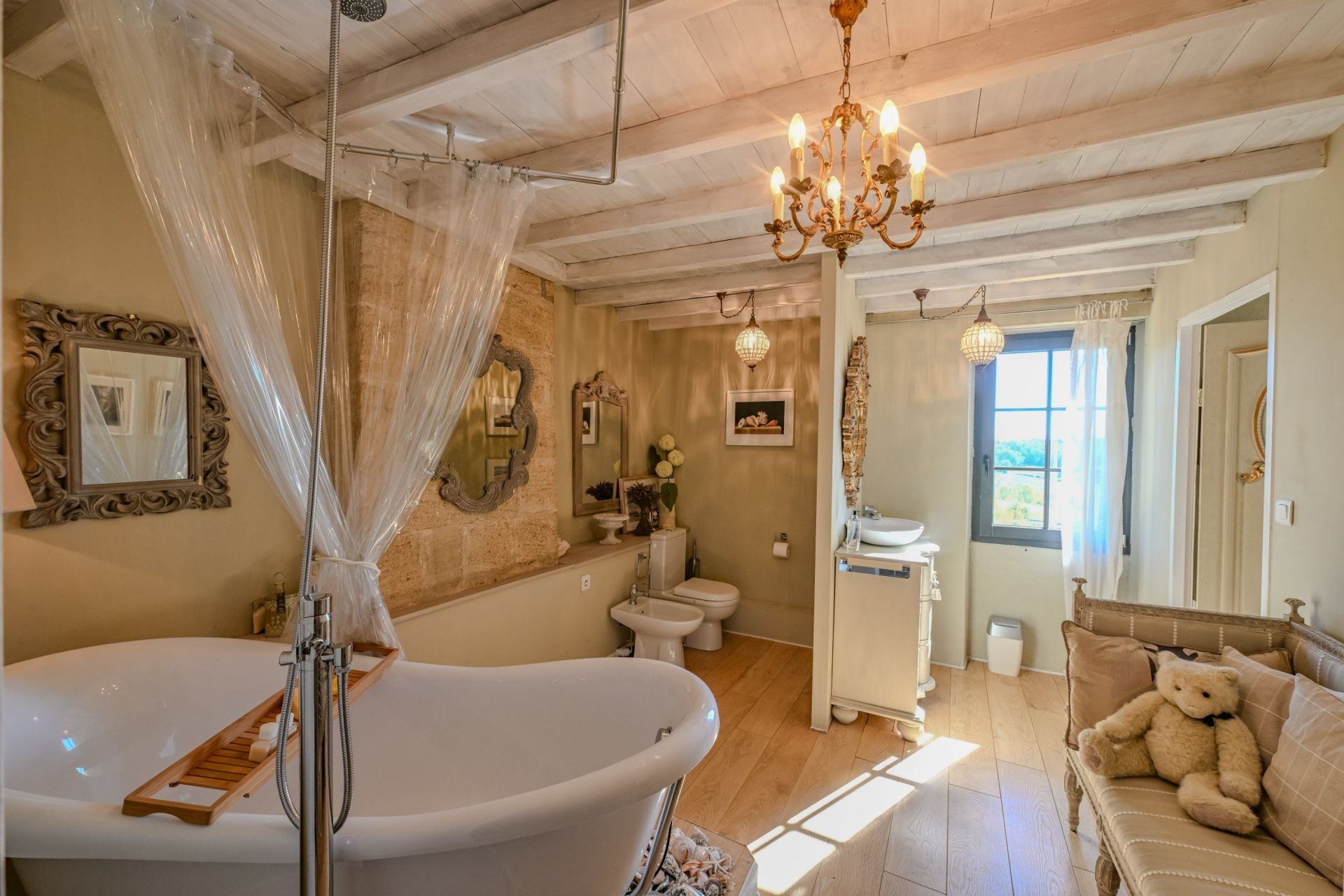 property 14 rooms for sale on ST EMILION (33330)