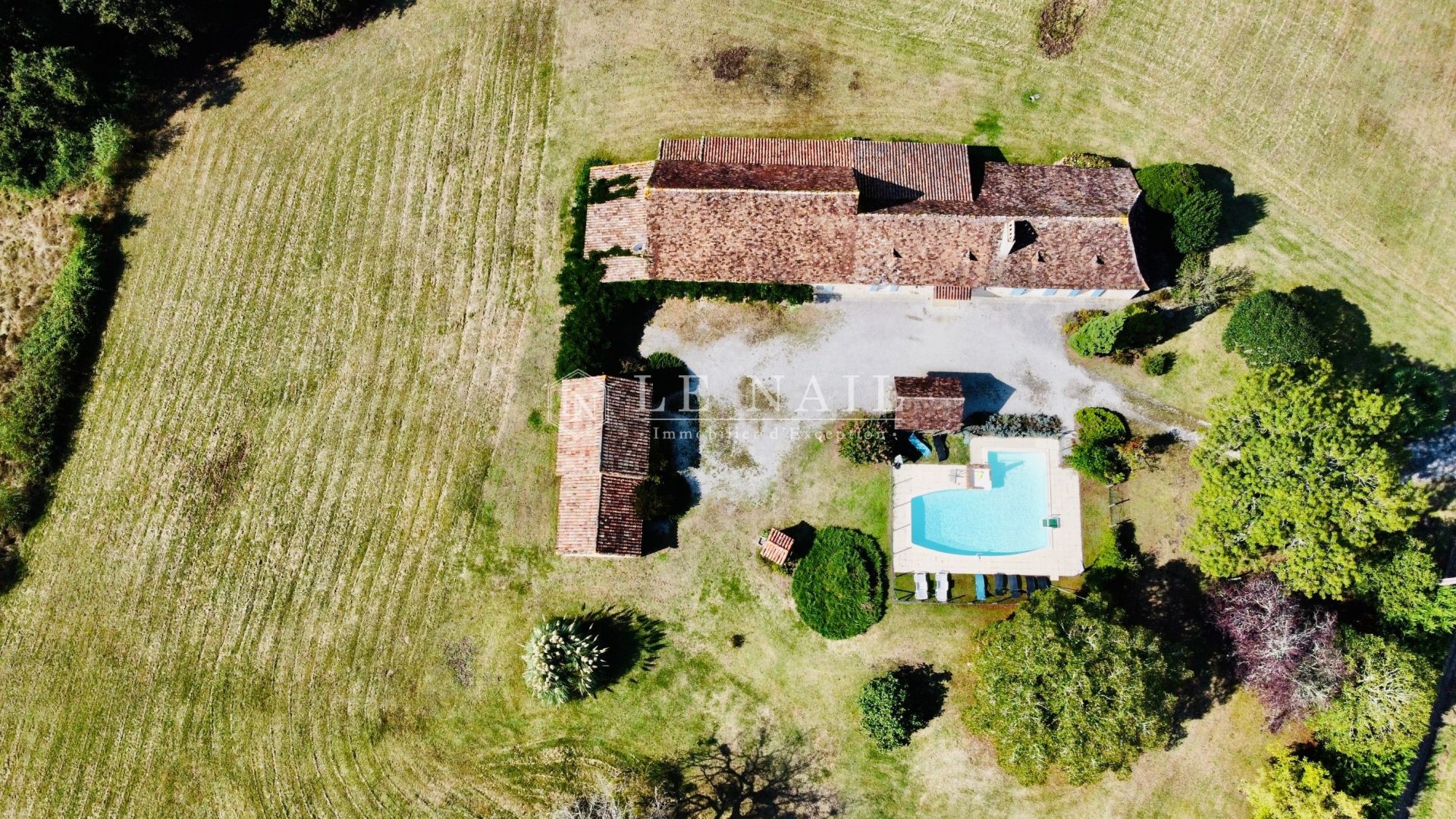 long house 7 rooms for sale on BERGERAC (24100)