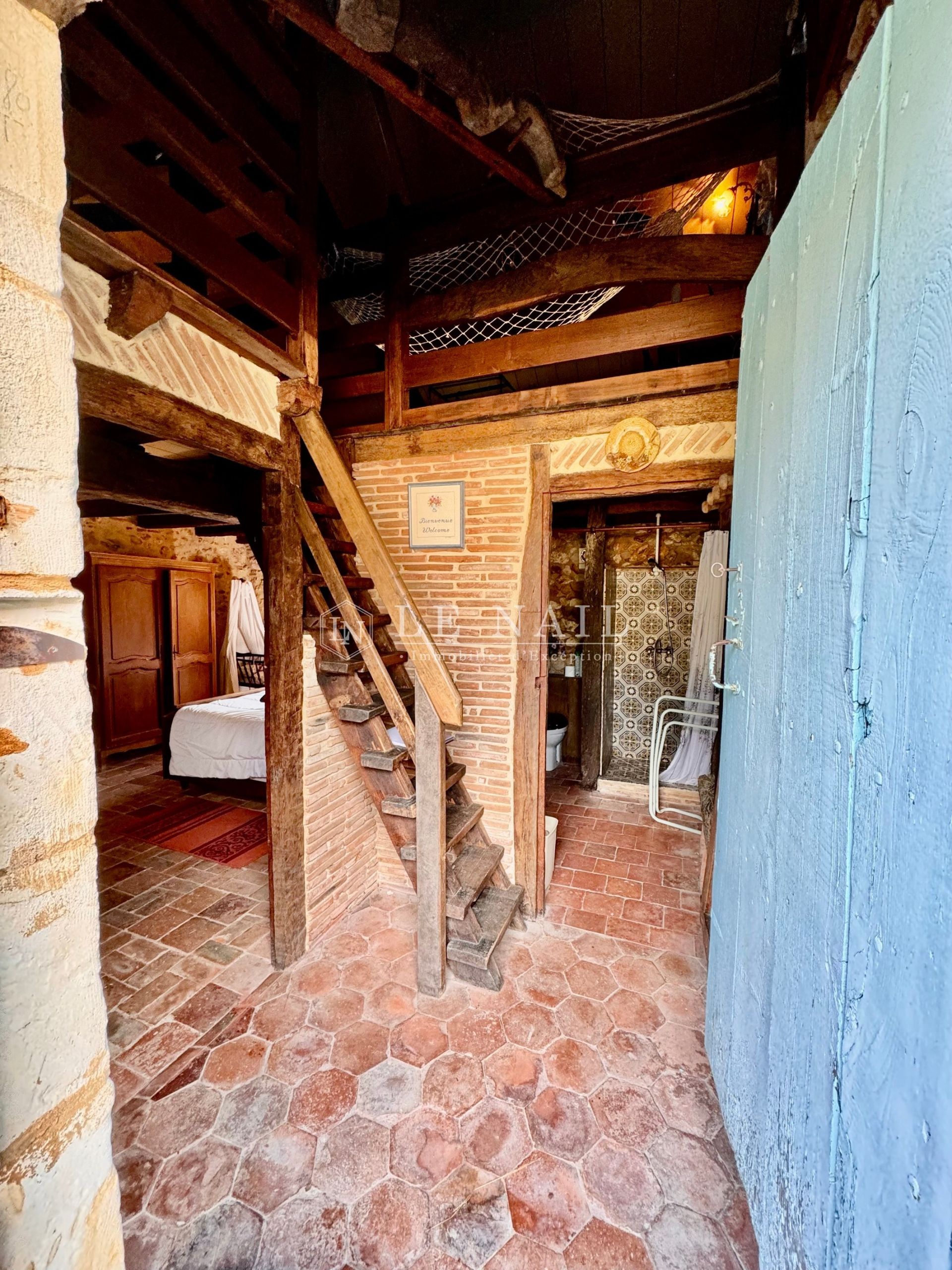 long house 7 rooms for sale on BERGERAC (24100)