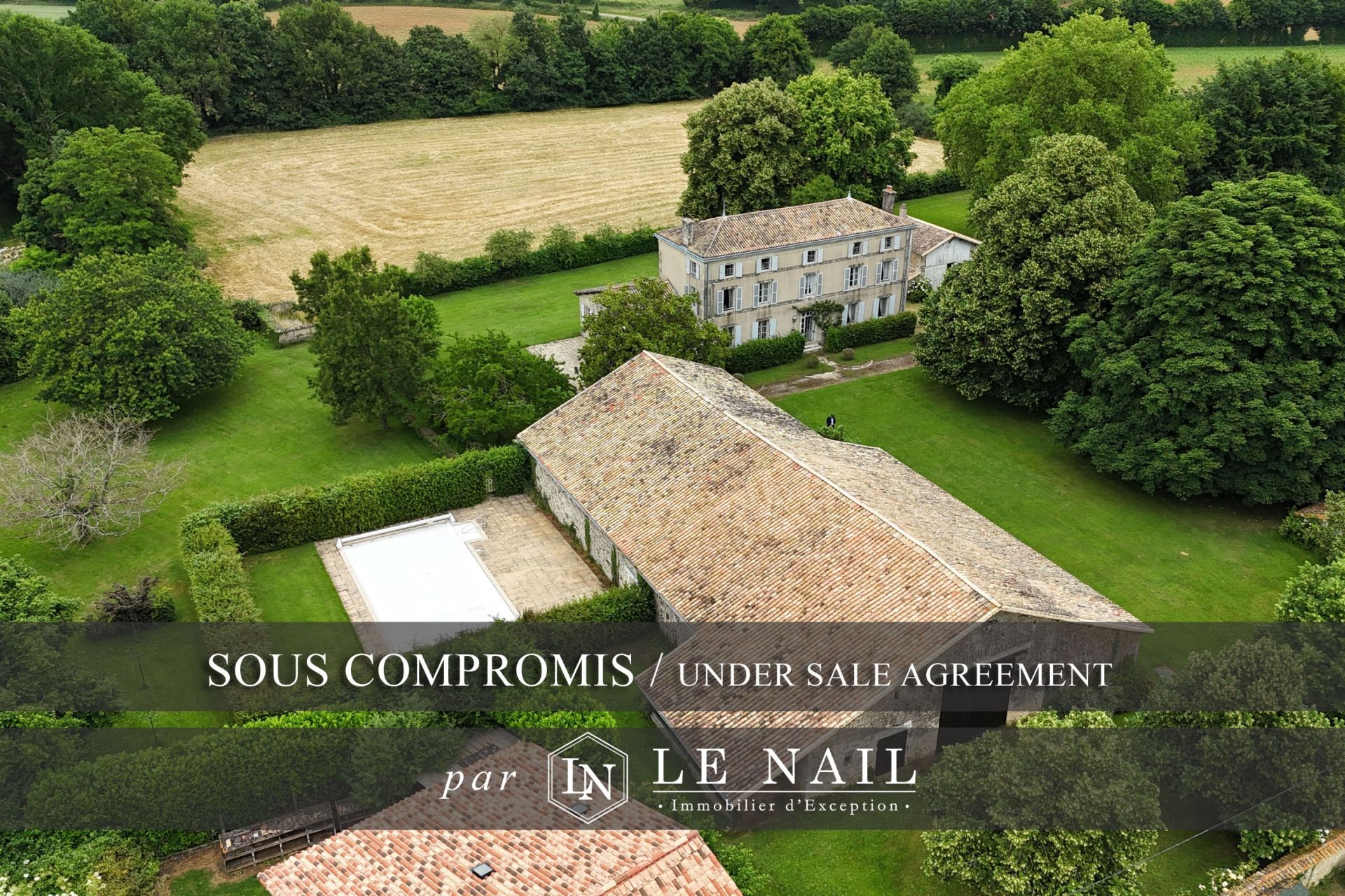 property 14 rooms for sale on NIORT (79000)