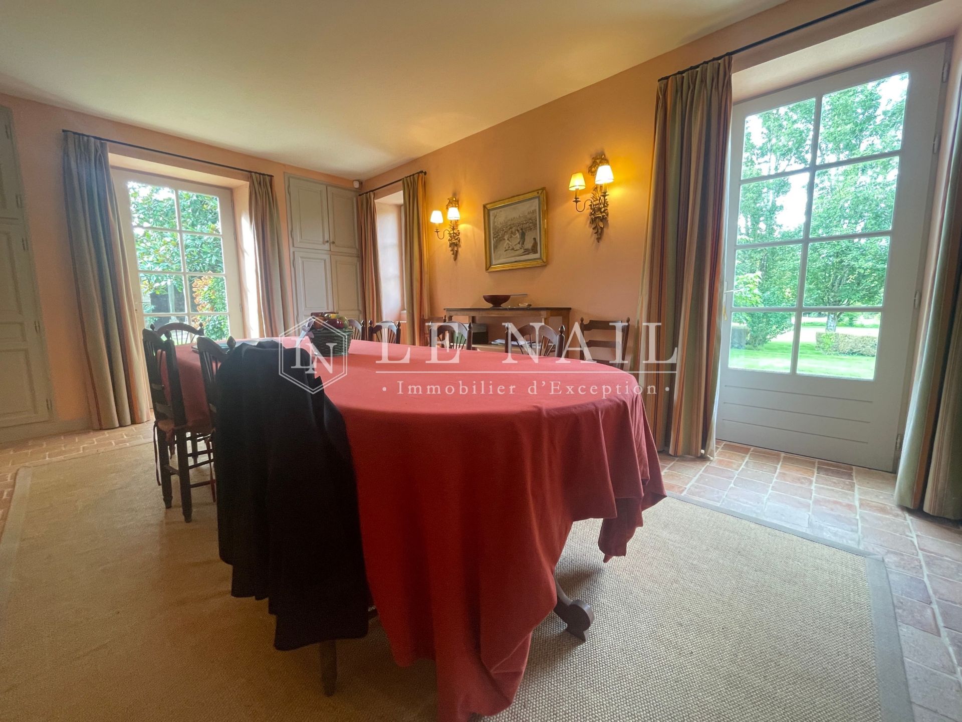propriété 14 pièces en vente à NIORT (79000)
