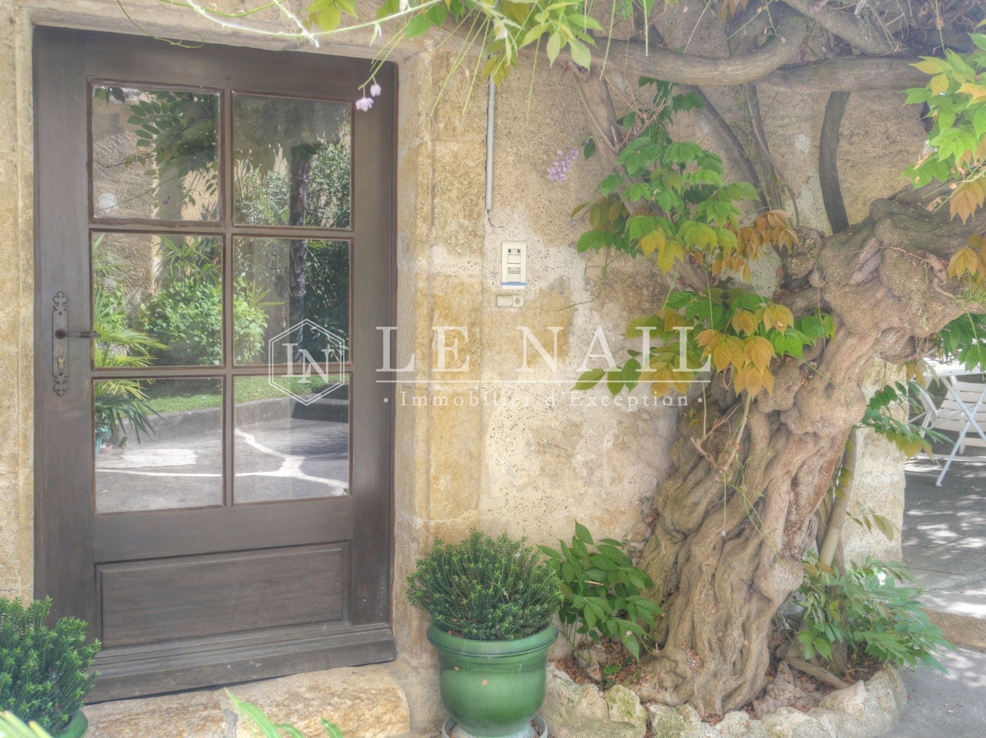 mansion 6 rooms for sale on CONDOM (32100)