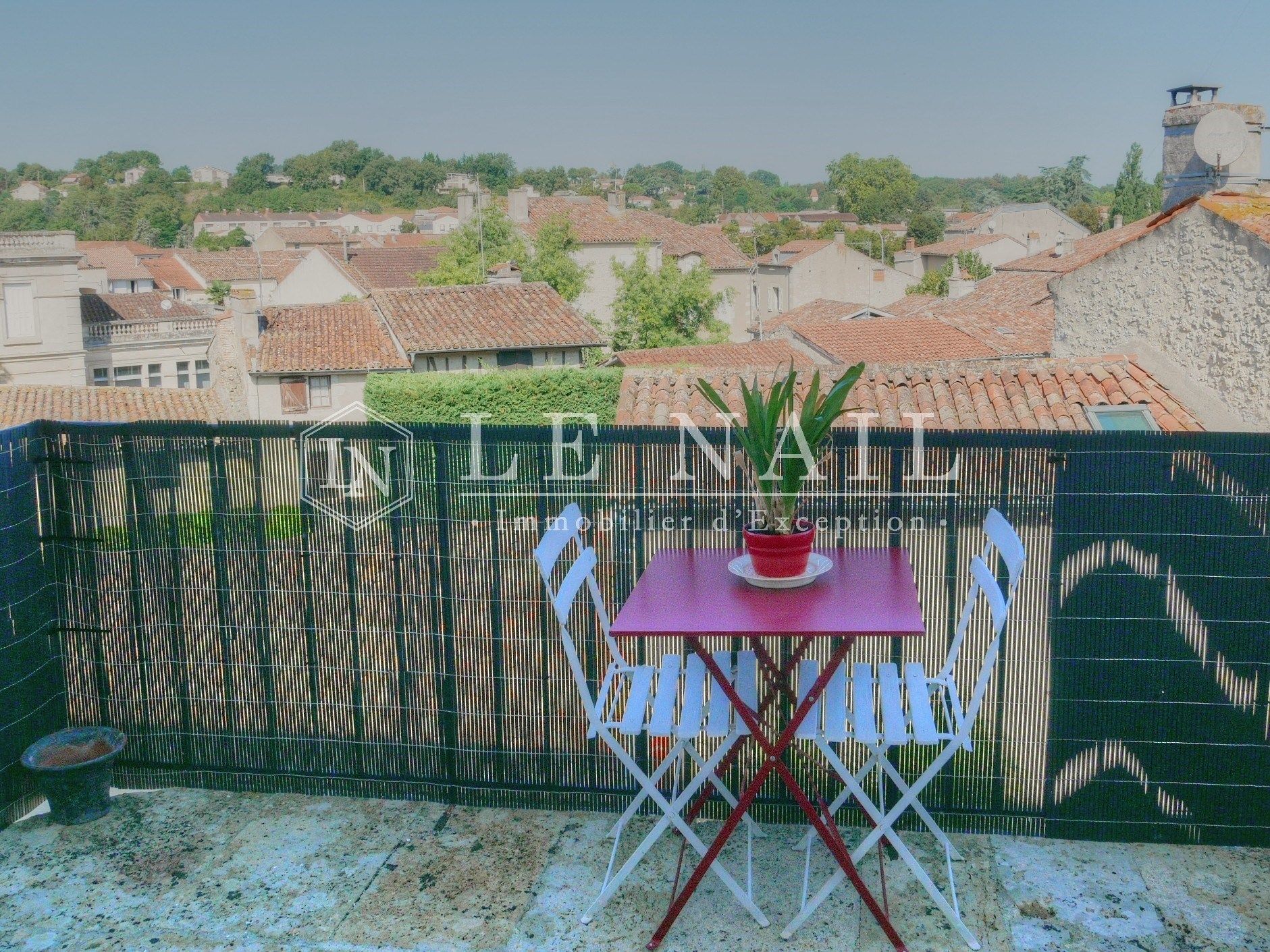 mansion 6 rooms for sale on CONDOM (32100)