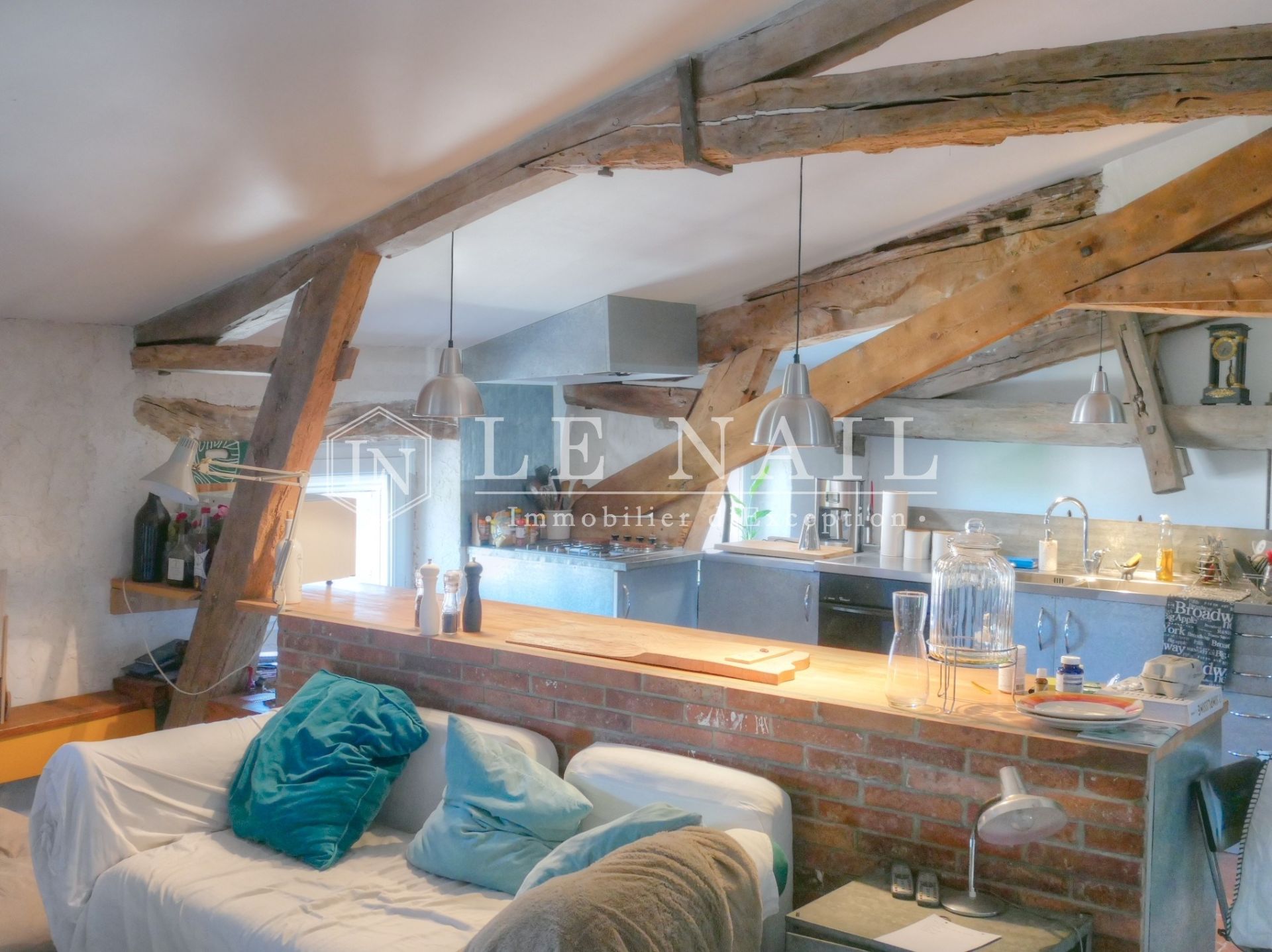 mansion 6 rooms for sale on CONDOM (32100)