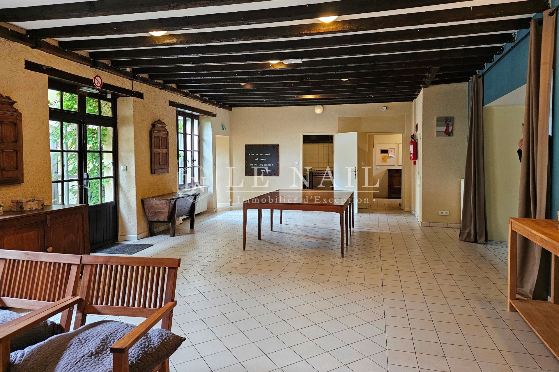 property 11 rooms for sale on ANGERS (49000)