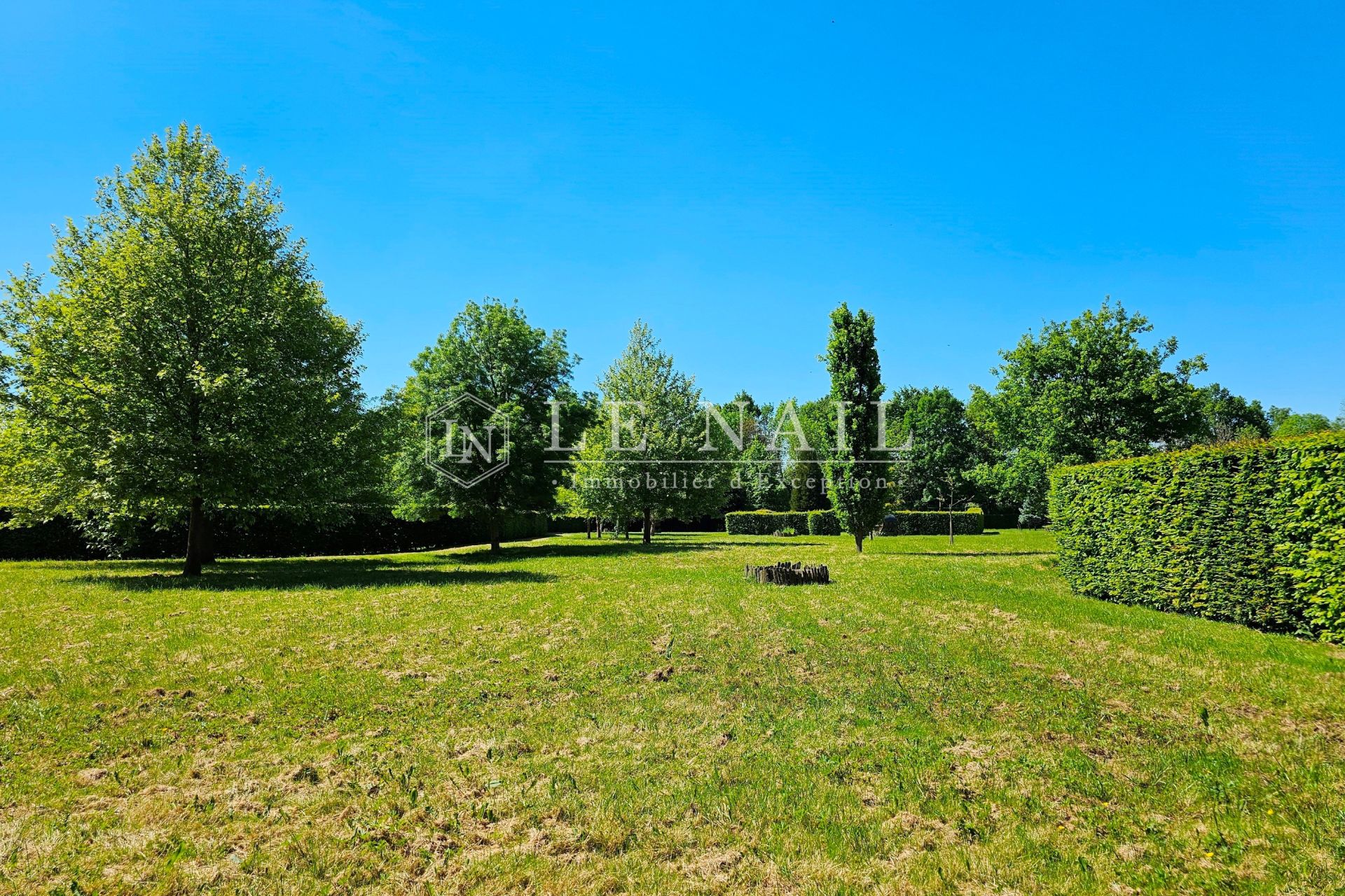 propriété 11 pièces en vente à ANGERS (49000)
