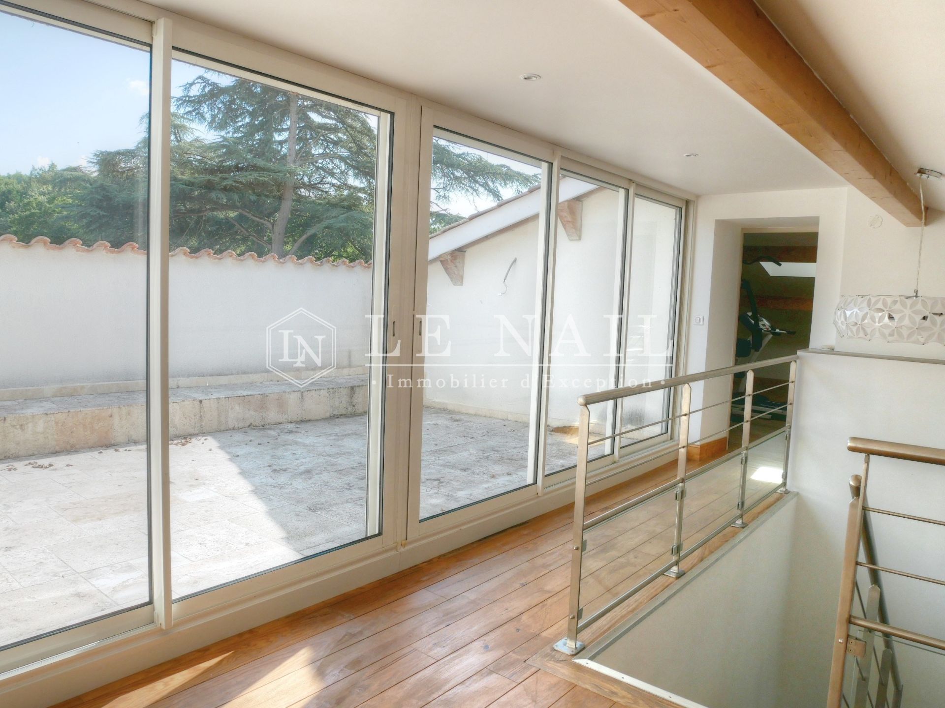 mansion 11 rooms for sale on AGEN (47000)