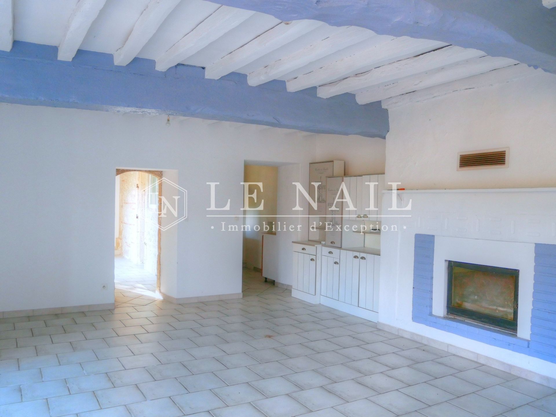 mansion 11 rooms for sale on AGEN (47000)