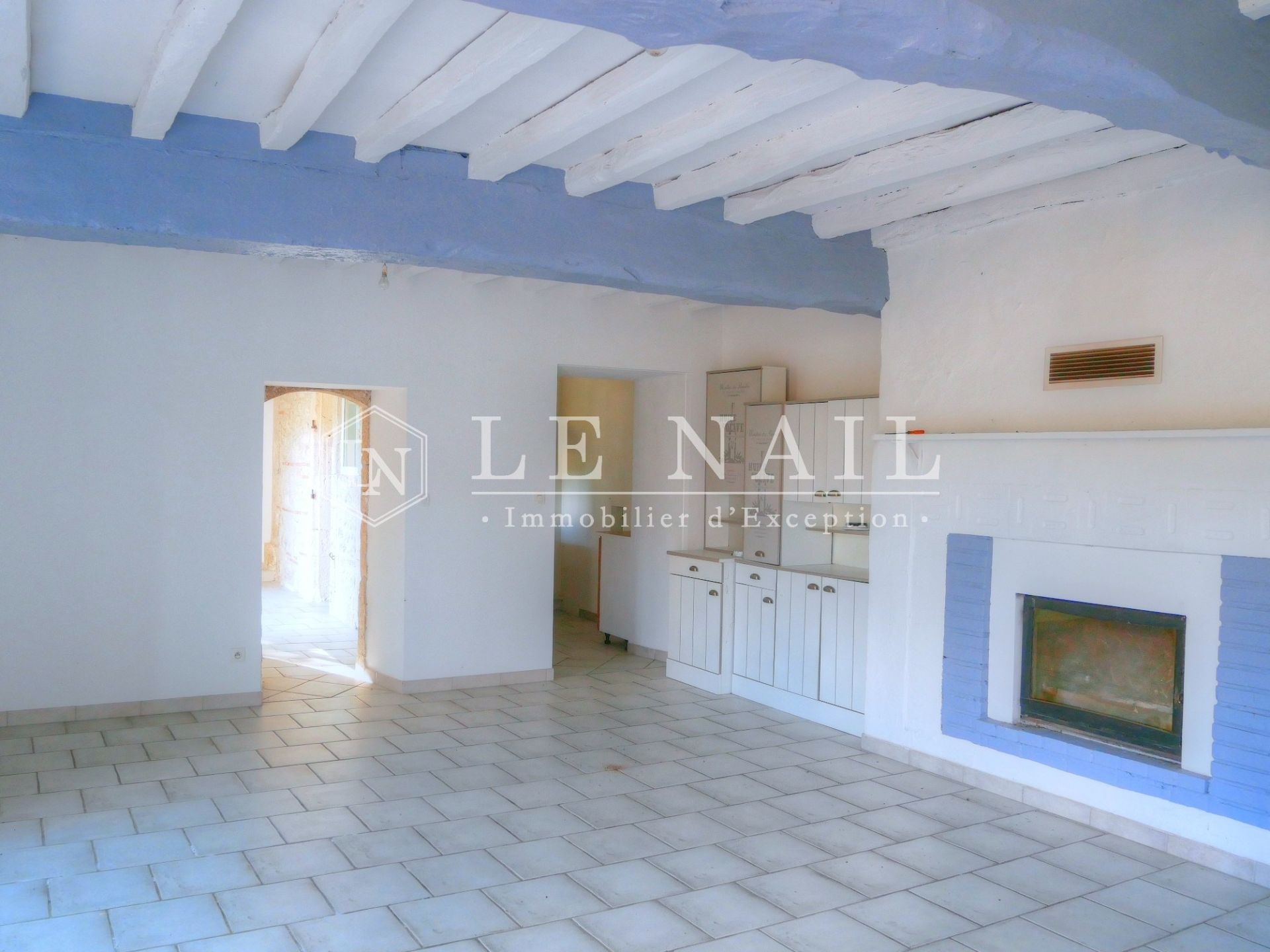 mansion 11 rooms for sale on AGEN (47000)