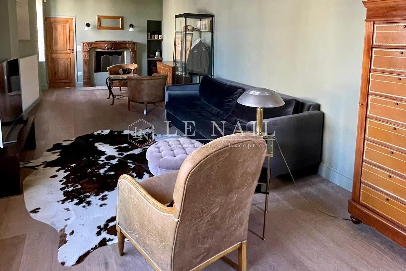 hôtel particulier 15 pièces en vente à STE MERE EGLISE (50480)