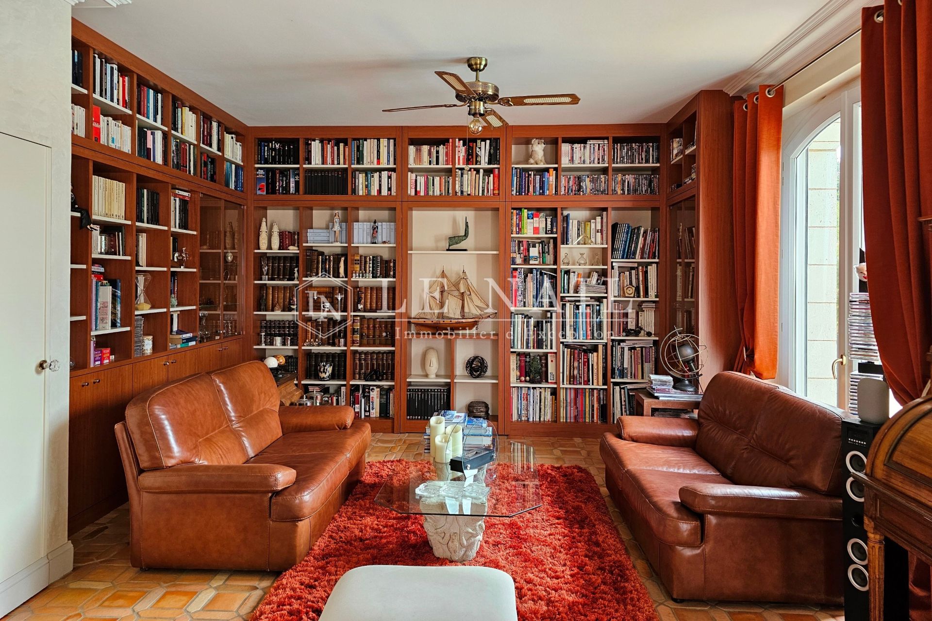 property 10 rooms for sale on ANGERS (49000)