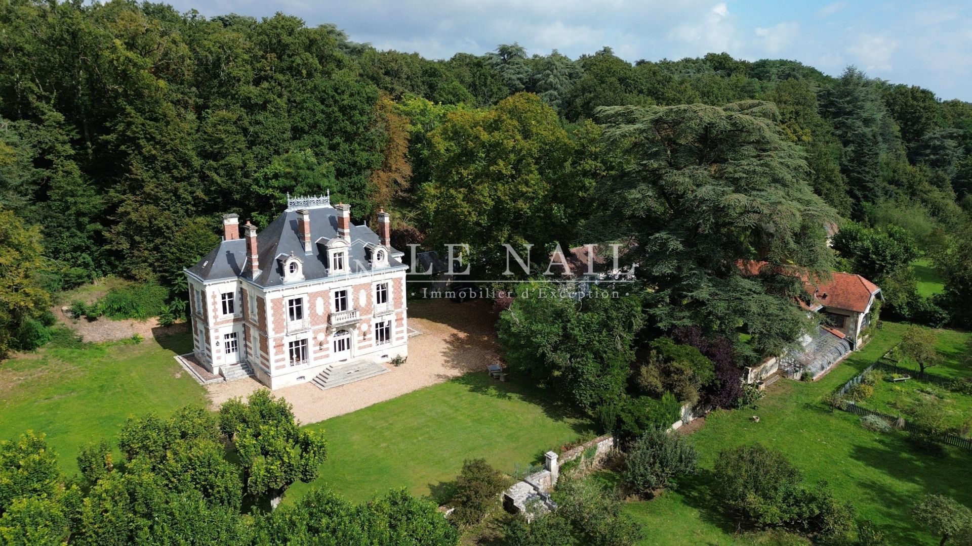 château 15 pièces en vente à BLOIS (41000)